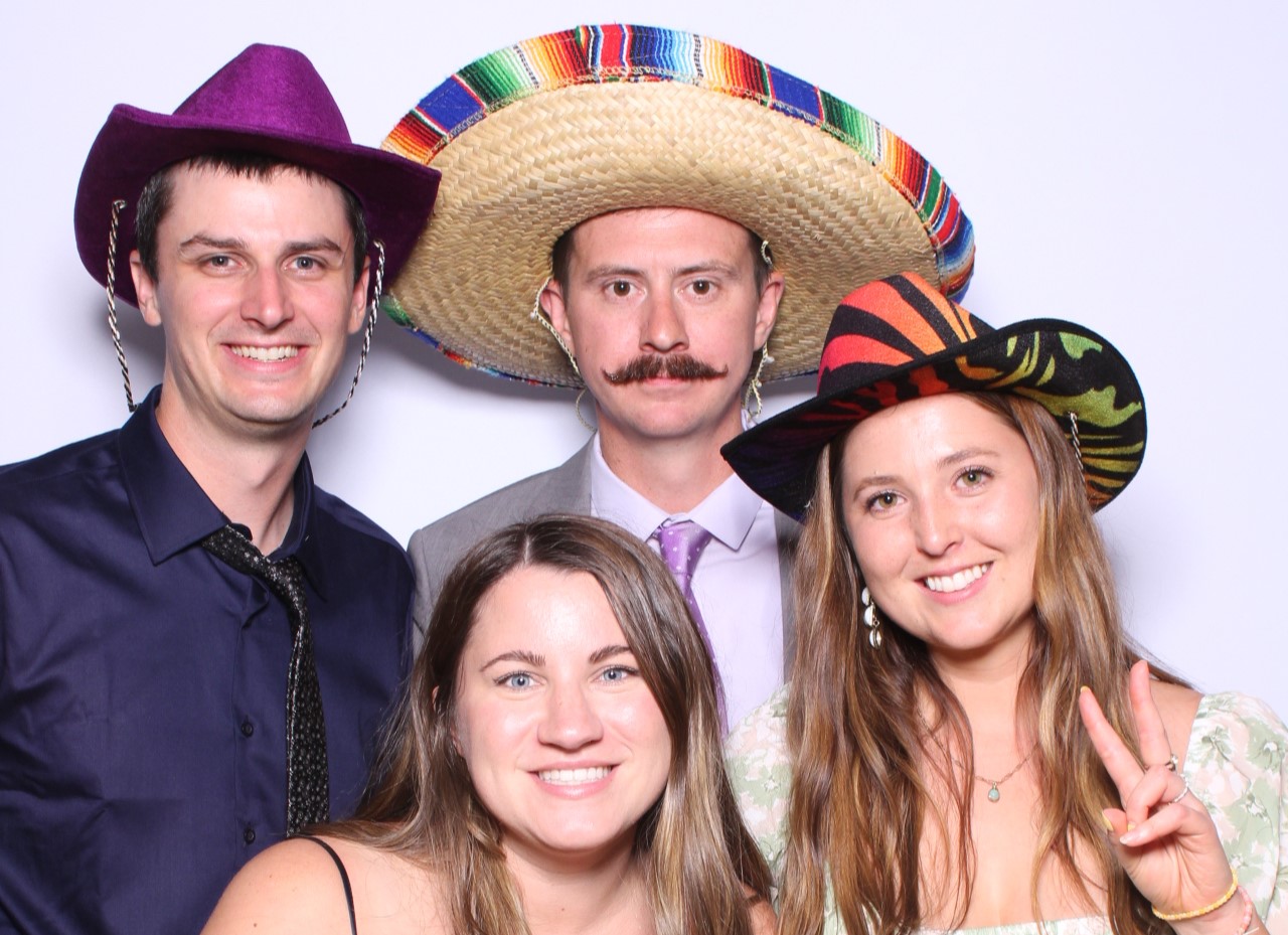 Joseph & Kristine | View more photos from the event at gallery.myselfiemirror.ca/u/romanmyselfiemirrorca/Joseph-Kristine