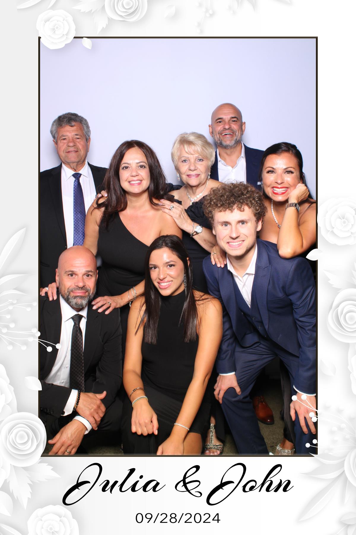 Julia & John | View more photos from the event at gallery.myselfiemirror.ca/u/romanmyselfiemirrorca/Julia-John