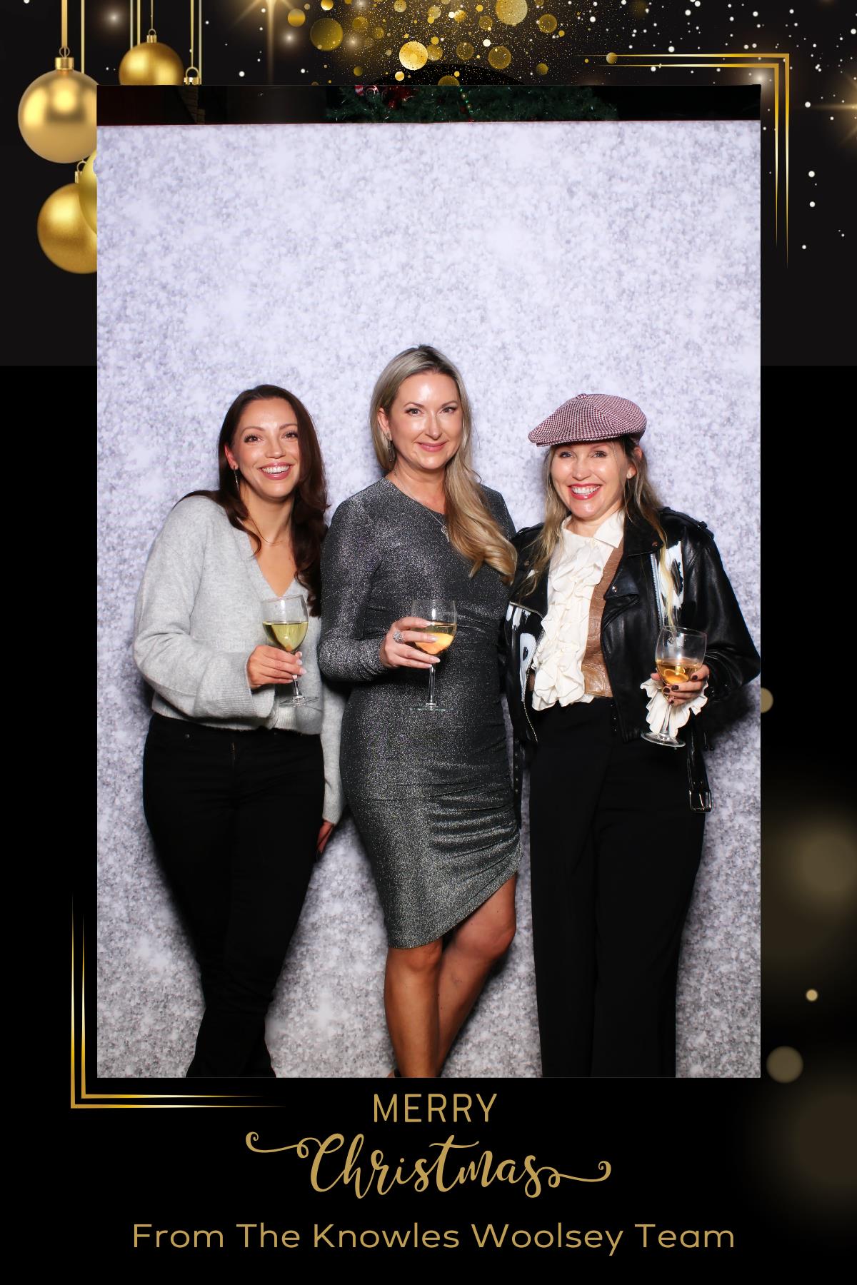 Knowles Woolsey Christmas Party | View more photos from the event at gallery.myselfiemirror.ca/u/romanmyselfiemirrorca/Knowles-Woolsey-Christmas-Party