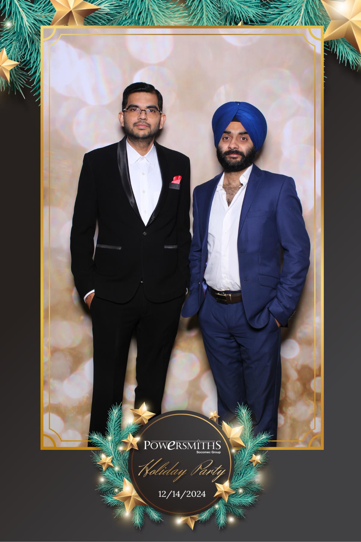 Powersmiths Holiday Party | View more photos from the event at gallery.myselfiemirror.ca/u/romanmyselfiemirrorca/Powersmiths-Holiday-Party