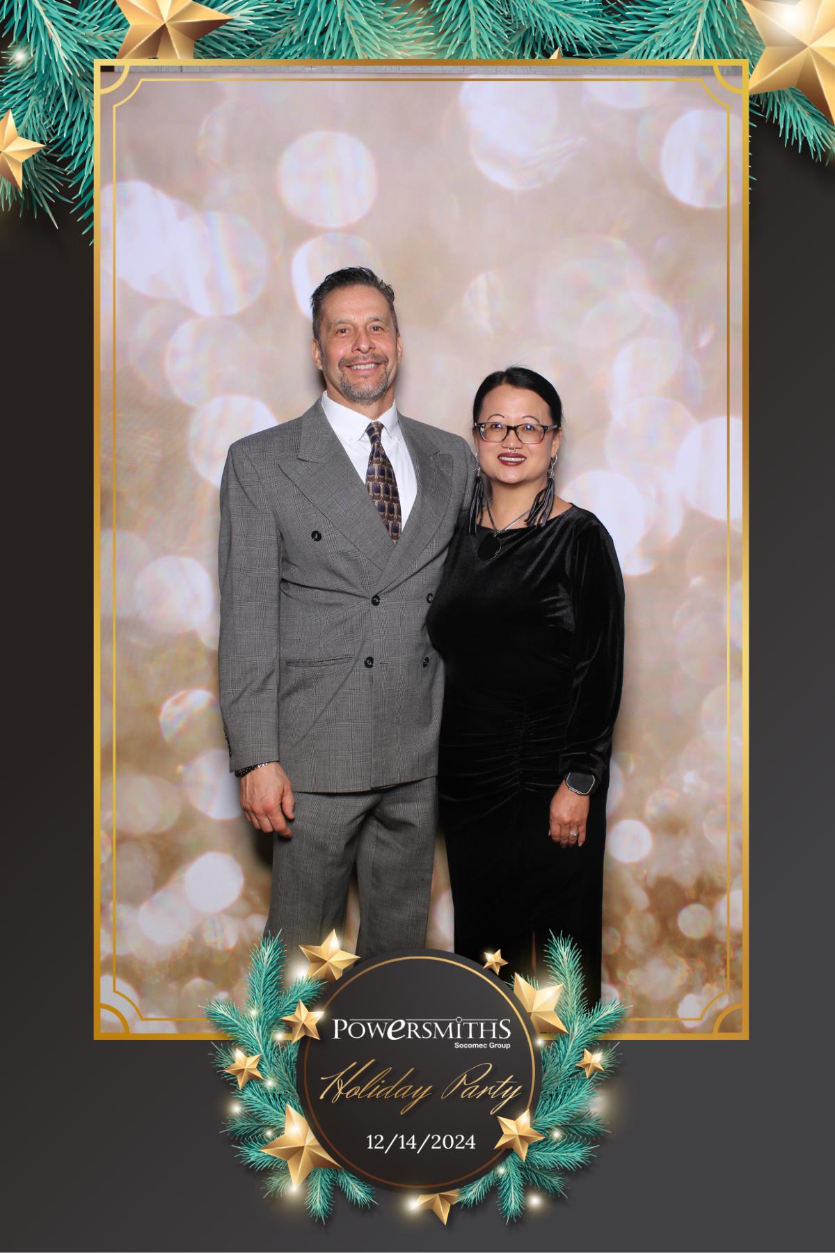 Powersmiths Holiday Party | View more photos from the event at gallery.myselfiemirror.ca/u/romanmyselfiemirrorca/Powersmiths-Holiday-Party