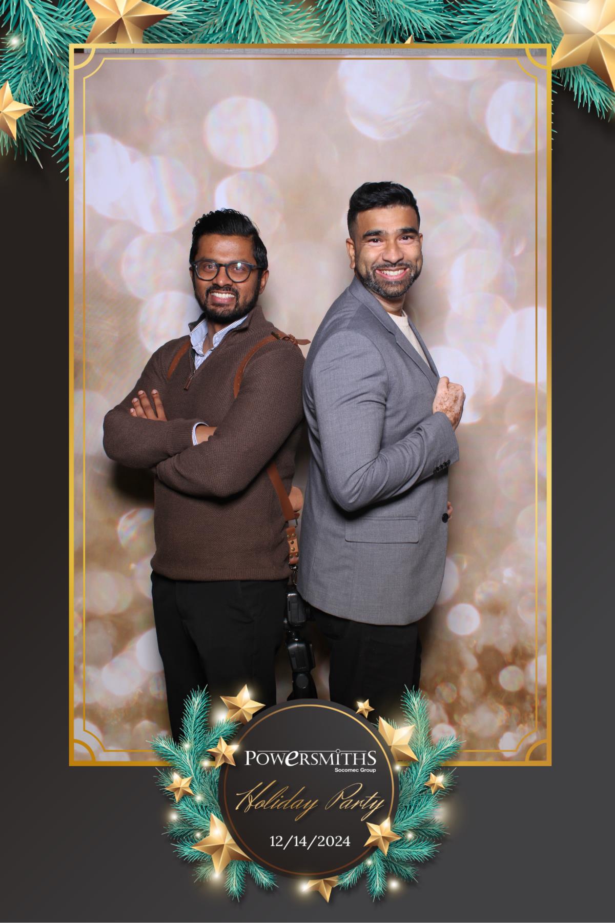 Powersmiths Holiday Party | View more photos from the event at gallery.myselfiemirror.ca/u/romanmyselfiemirrorca/Powersmiths-Holiday-Party