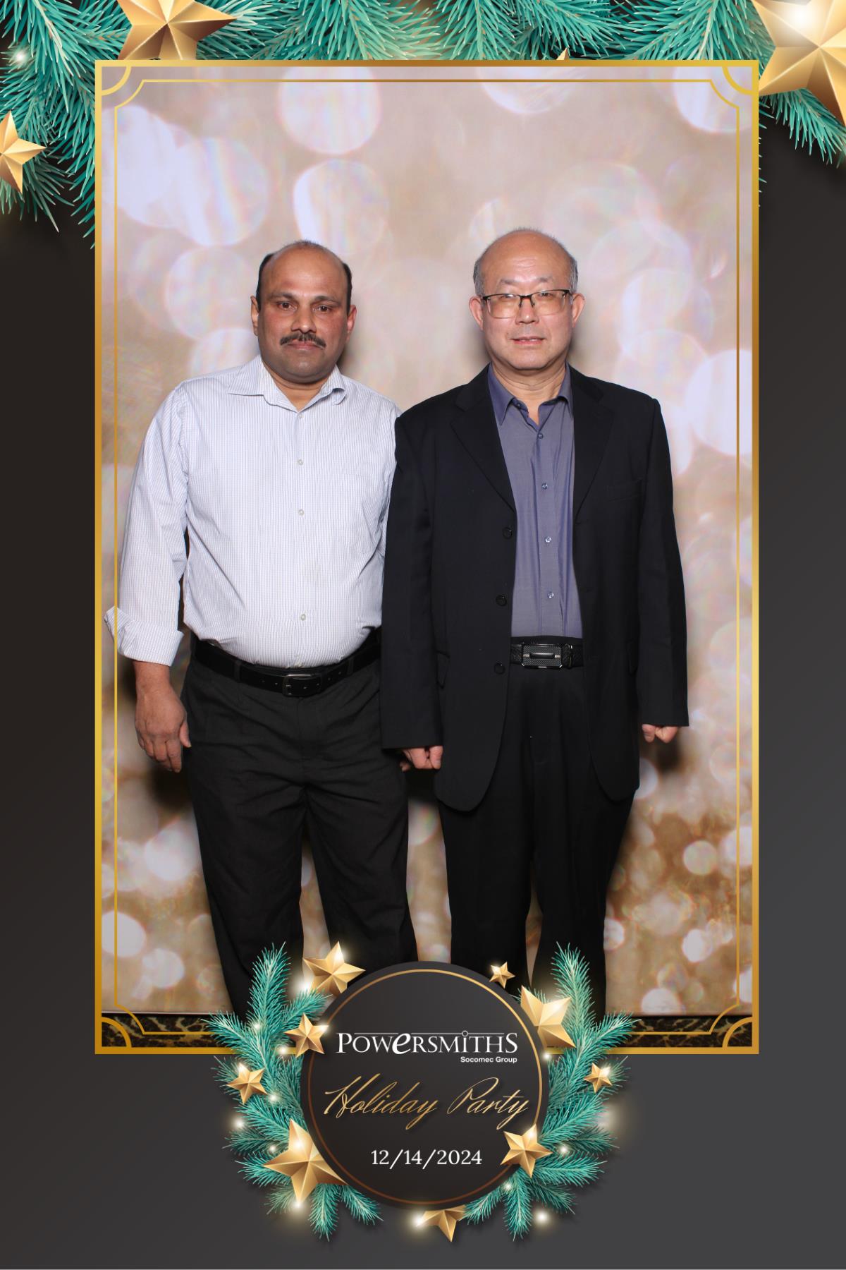 Powersmiths Holiday Party | View more photos from the event at gallery.myselfiemirror.ca/u/romanmyselfiemirrorca/Powersmiths-Holiday-Party