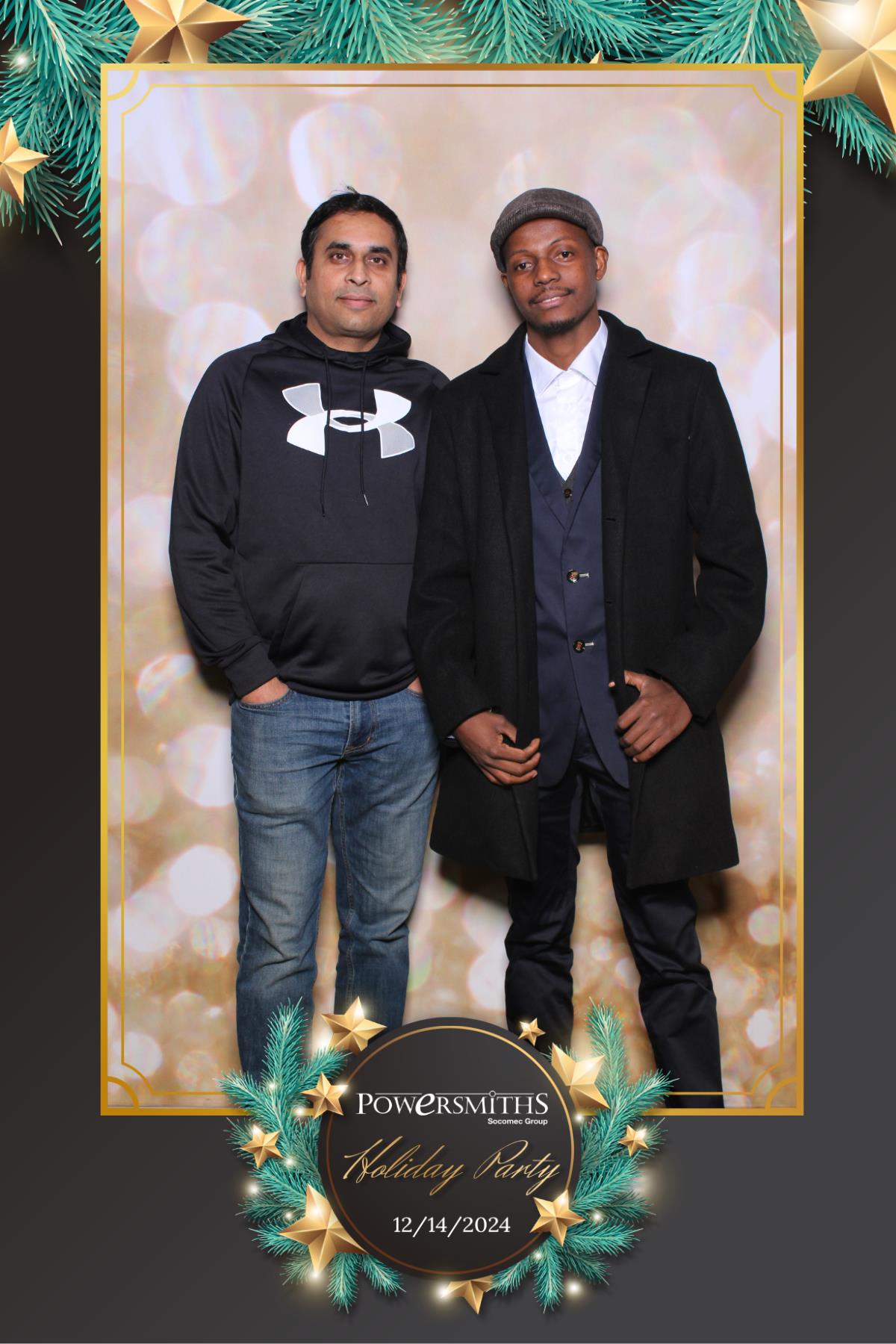 Powersmiths Holiday Party | View more photos from the event at gallery.myselfiemirror.ca/u/romanmyselfiemirrorca/Powersmiths-Holiday-Party