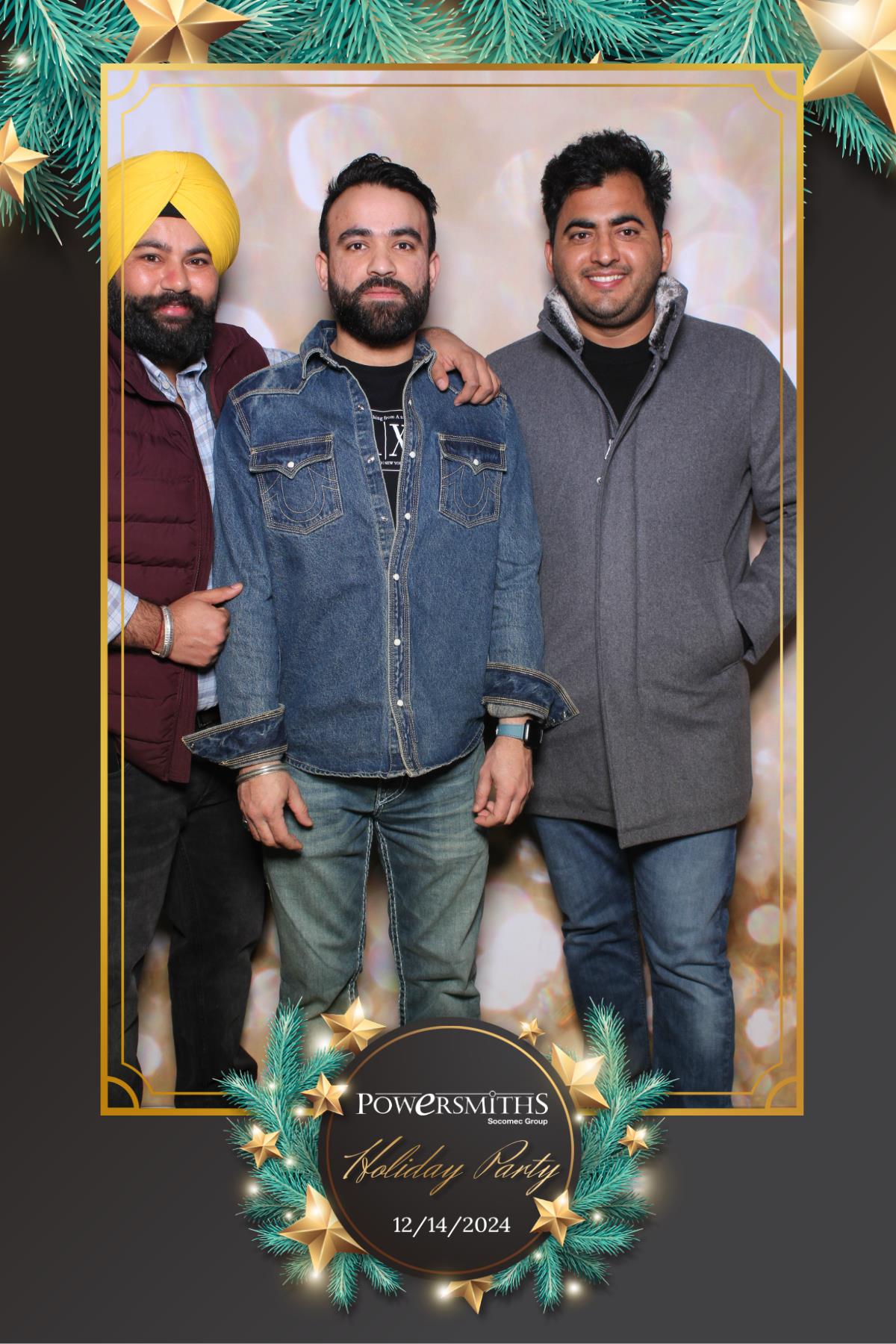 Powersmiths Holiday Party | View more photos from the event at gallery.myselfiemirror.ca/u/romanmyselfiemirrorca/Powersmiths-Holiday-Party