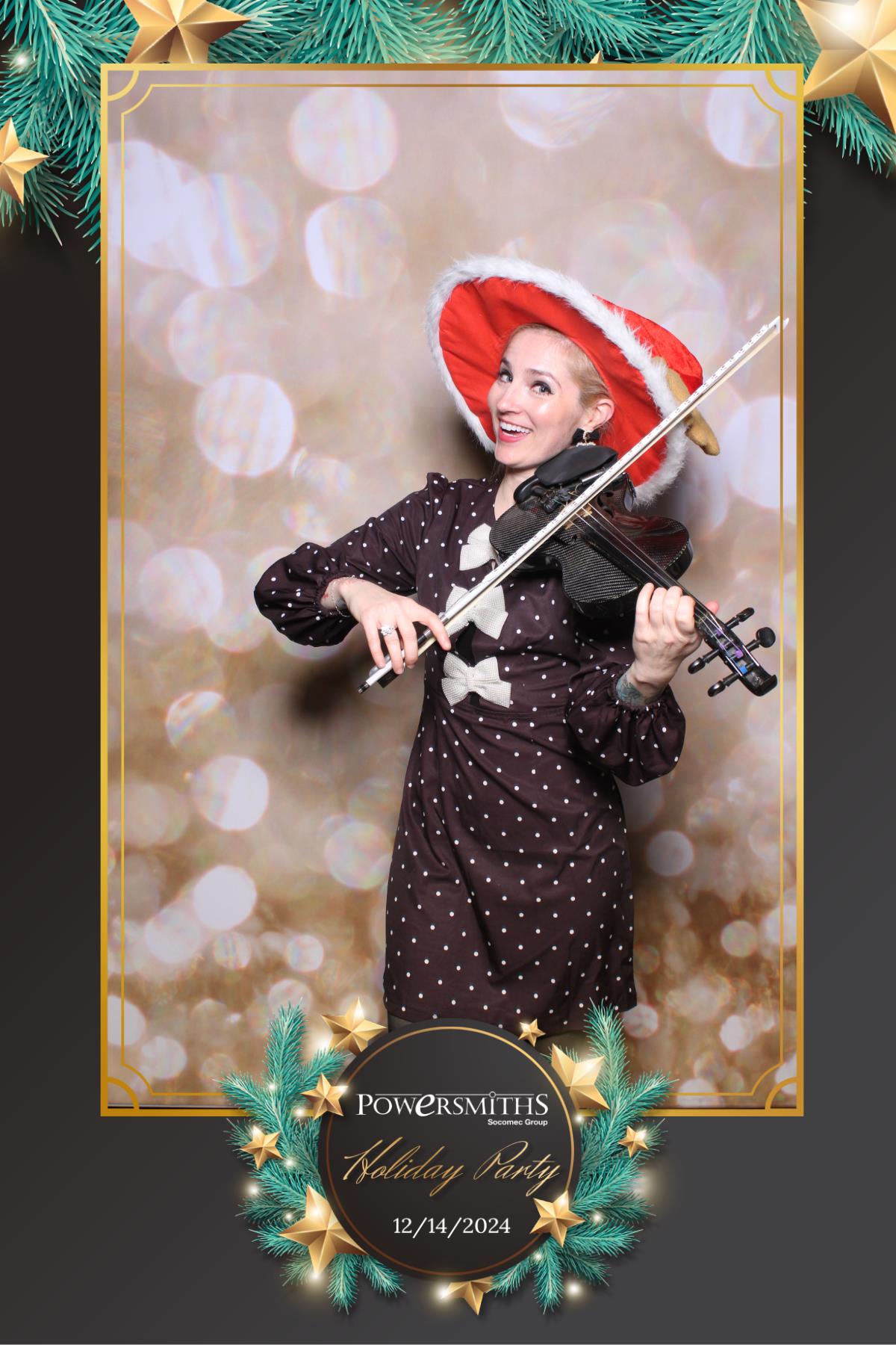 Powersmiths Holiday Party | View more photos from the event at gallery.myselfiemirror.ca/u/romanmyselfiemirrorca/Powersmiths-Holiday-Party