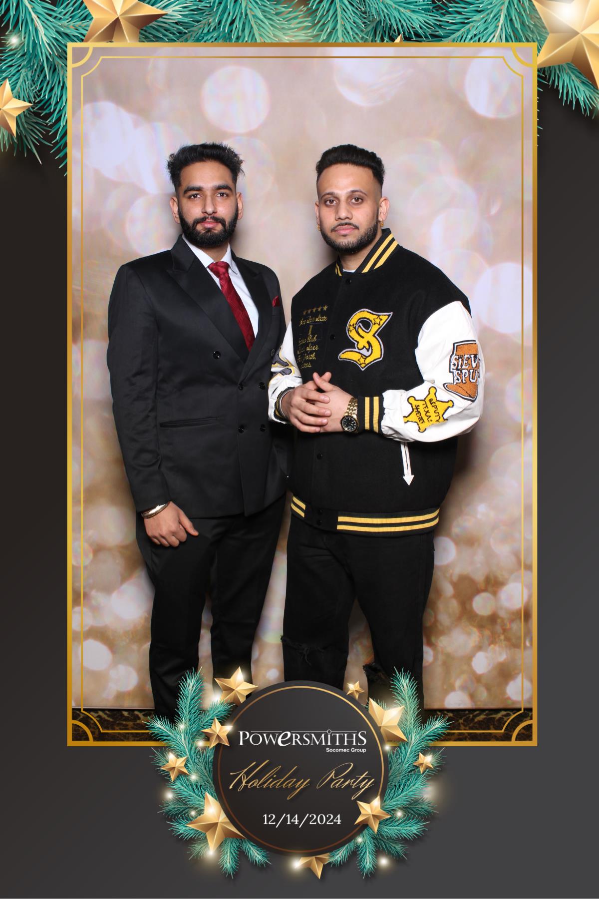 Powersmiths Holiday Party | View more photos from the event at gallery.myselfiemirror.ca/u/romanmyselfiemirrorca/Powersmiths-Holiday-Party