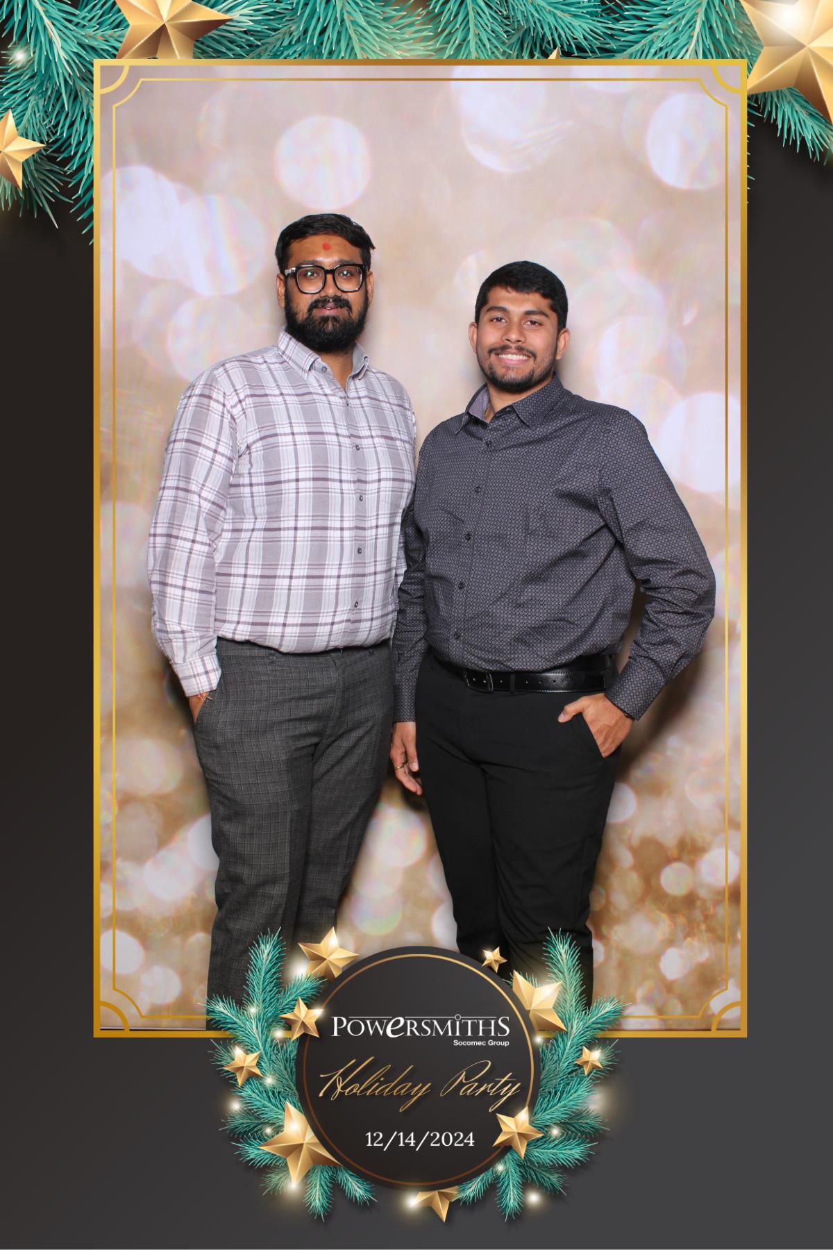 Powersmiths Holiday Party | View more photos from the event at gallery.myselfiemirror.ca/u/romanmyselfiemirrorca/Powersmiths-Holiday-Party