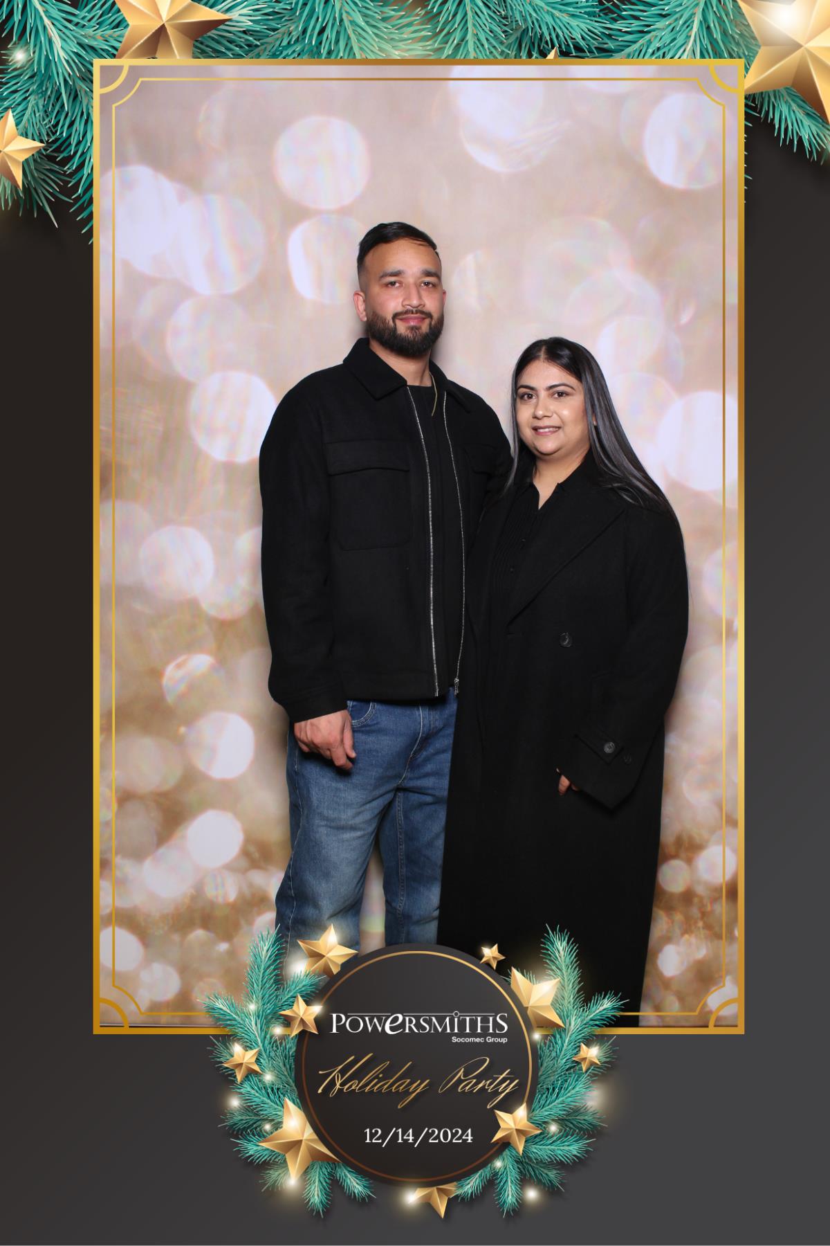 Powersmiths Holiday Party | View more photos from the event at gallery.myselfiemirror.ca/u/romanmyselfiemirrorca/Powersmiths-Holiday-Party