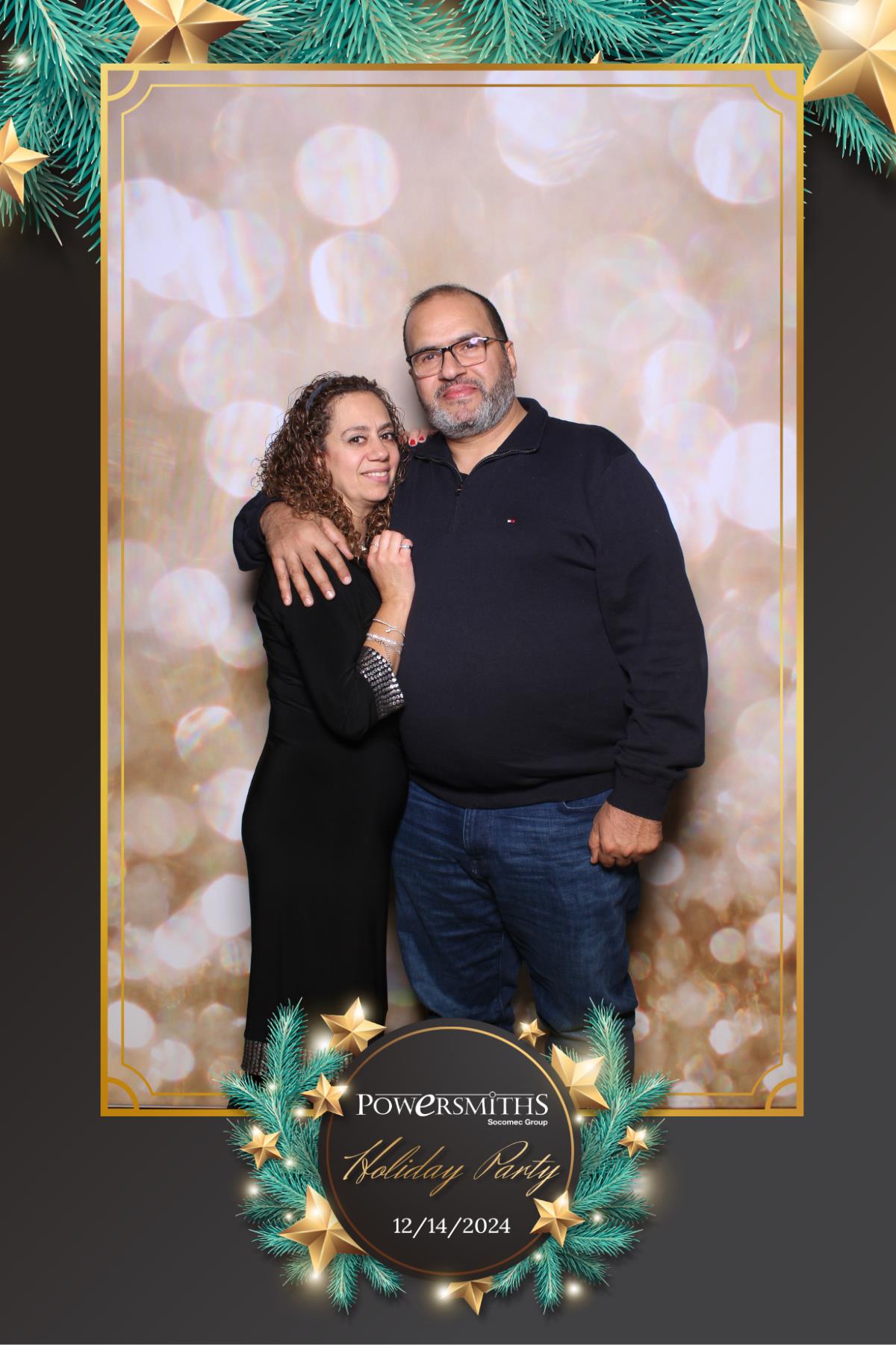 Powersmiths Holiday Party | View more photos from the event at gallery.myselfiemirror.ca/u/romanmyselfiemirrorca/Powersmiths-Holiday-Party