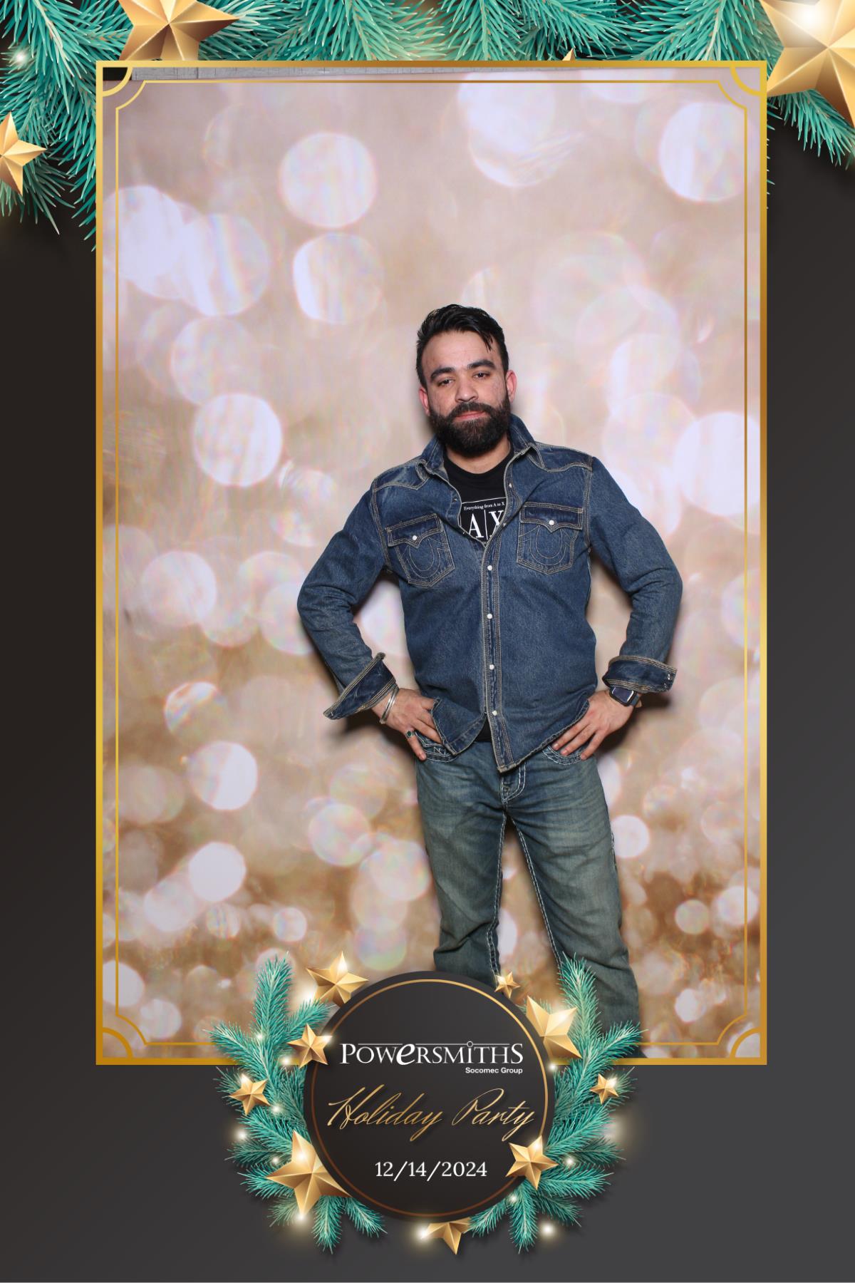 Powersmiths Holiday Party | View more photos from the event at gallery.myselfiemirror.ca/u/romanmyselfiemirrorca/Powersmiths-Holiday-Party