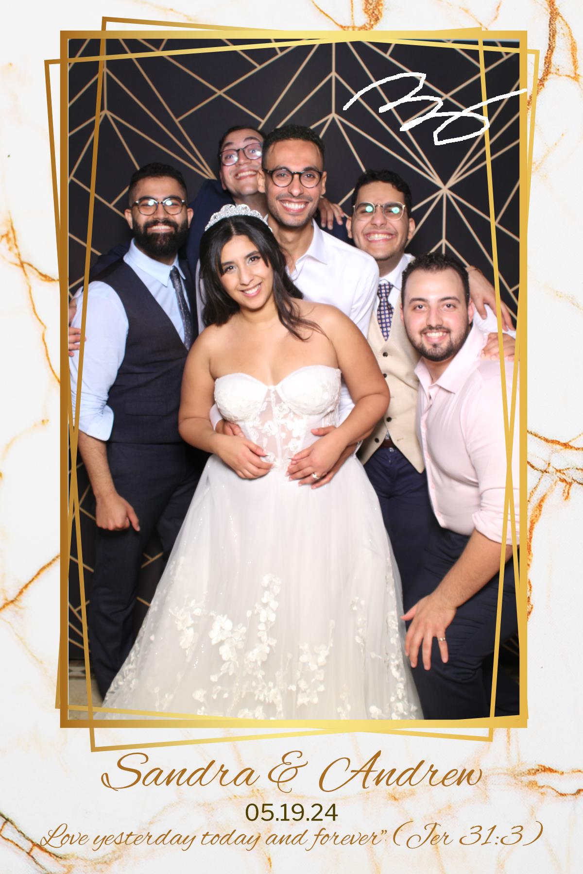 Sandra and Andrew | View more photos from the event at gallery.myselfiemirror.ca/u/romanmyselfiemirrorca/Sandra-and-Andrew