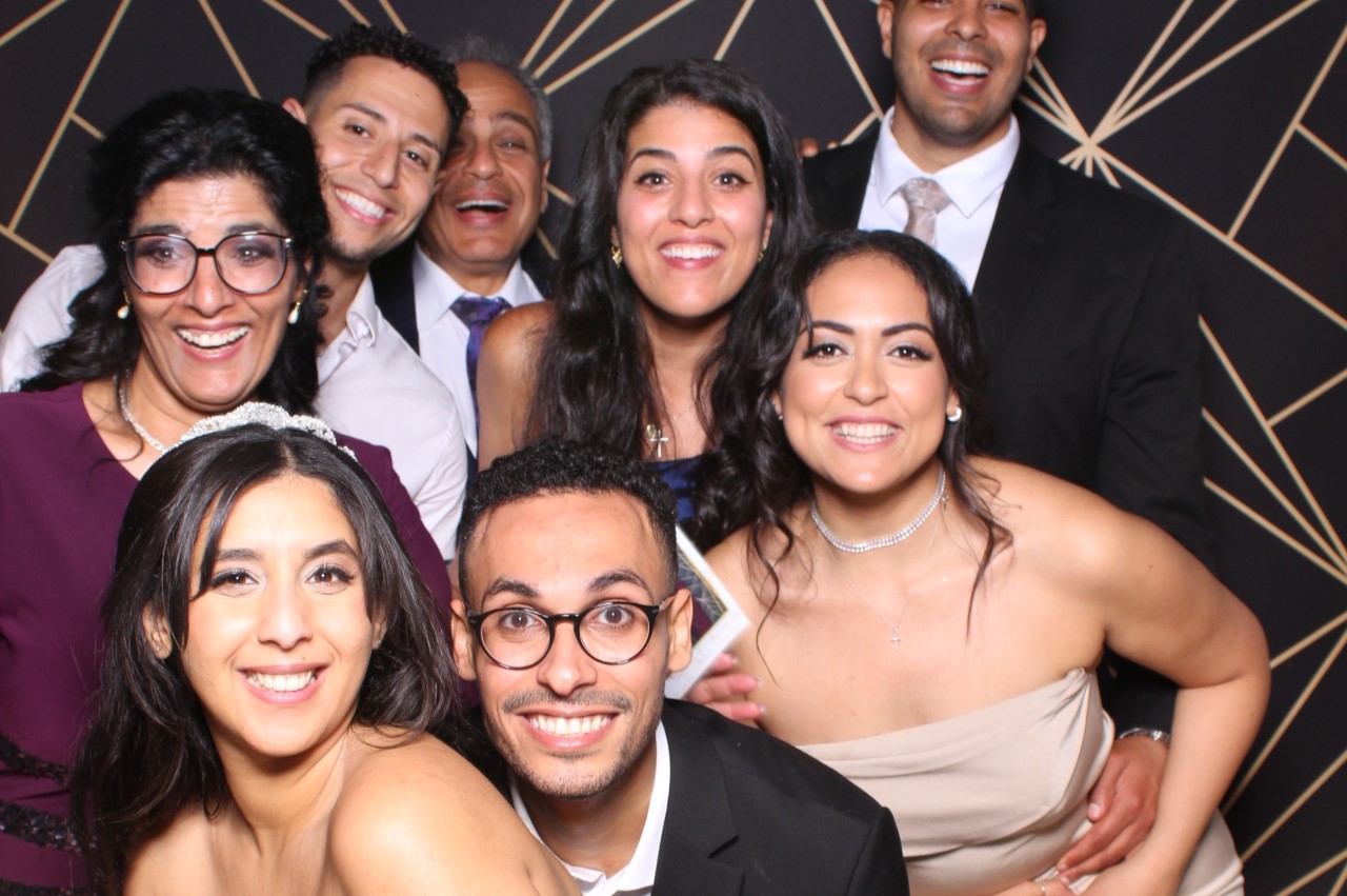 Sandra and Andrew | View more photos from the event at gallery.myselfiemirror.ca/u/romanmyselfiemirrorca/Sandra-and-Andrew