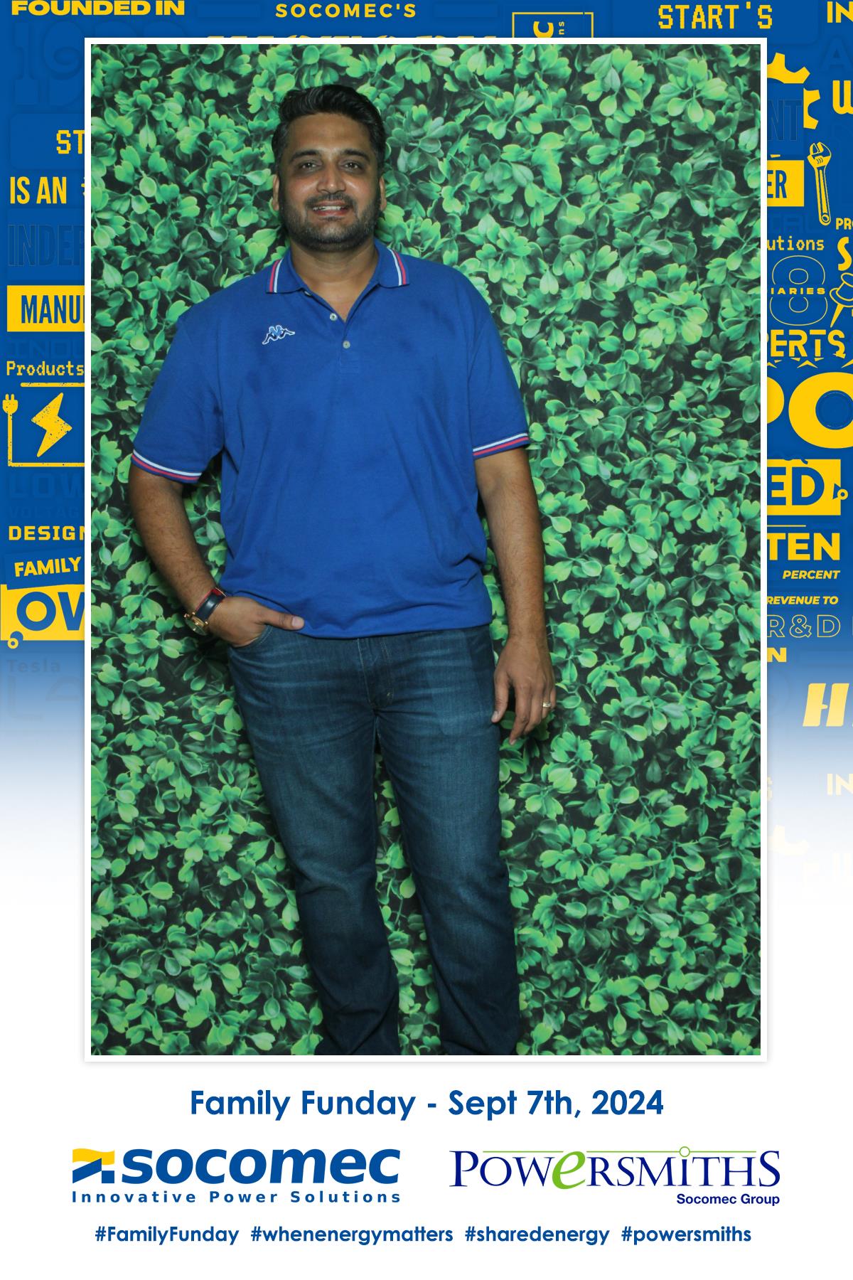 Socomec Family Fun Day  | View more photos from the event at gallery.myselfiemirror.ca/u/romanmyselfiemirrorca/Socomec-Family-Fun-Day