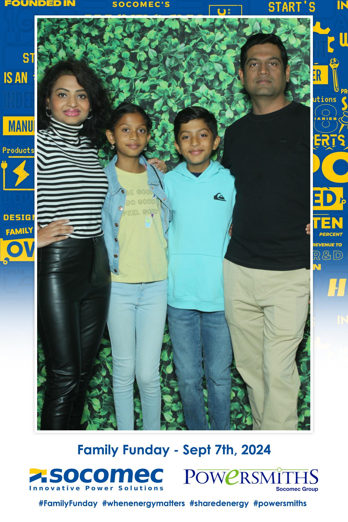 Socomec Family Fun Day  | View more photos from the event at gallery.myselfiemirror.ca/u/romanmyselfiemirrorca/Socomec-Family-Fun-Day