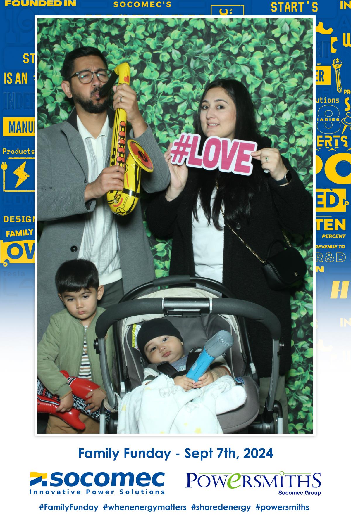 Socomec Family Fun Day  | View more photos from the event at gallery.myselfiemirror.ca/u/romanmyselfiemirrorca/Socomec-Family-Fun-Day