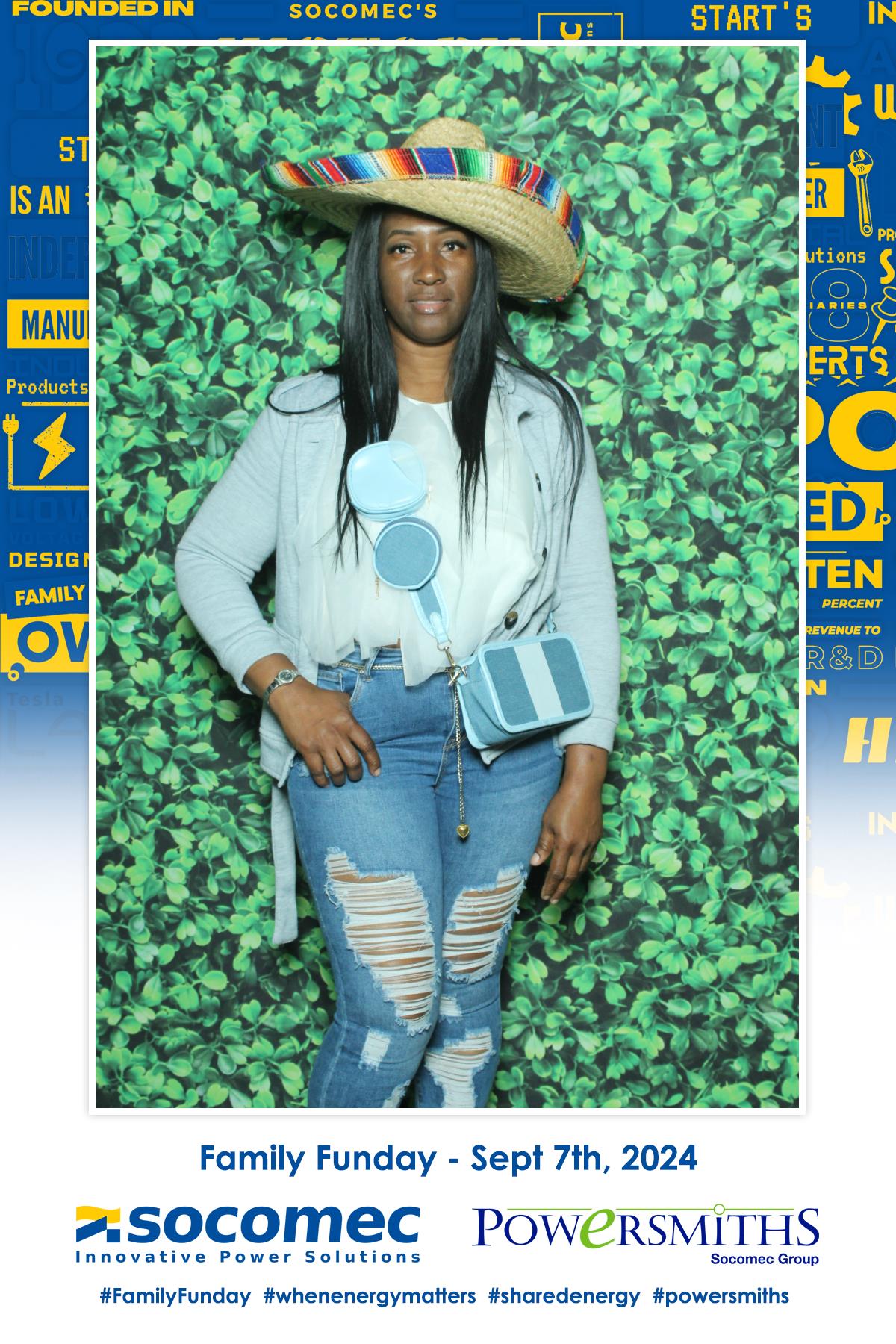 Socomec Family Fun Day  | View more photos from the event at gallery.myselfiemirror.ca/u/romanmyselfiemirrorca/Socomec-Family-Fun-Day