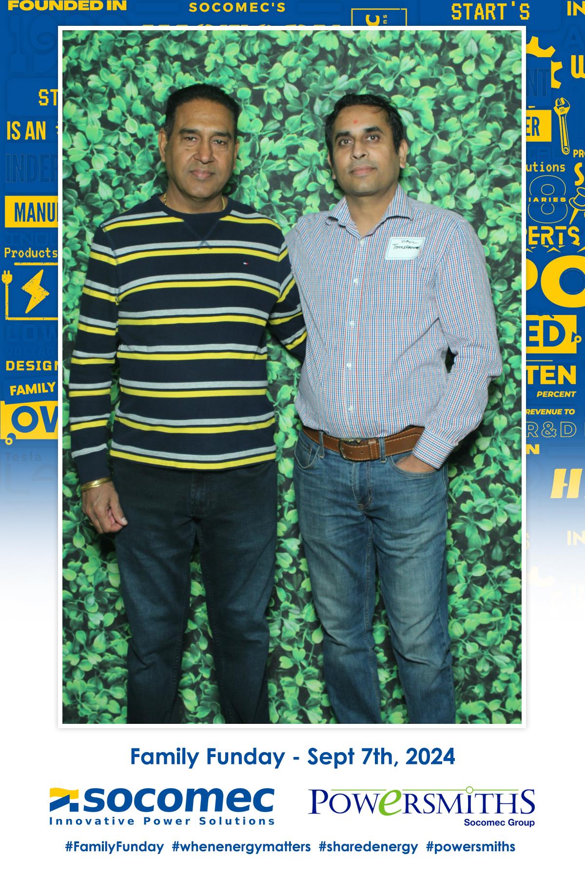 Socomec Family Fun Day  | View more photos from the event at gallery.myselfiemirror.ca/u/romanmyselfiemirrorca/Socomec-Family-Fun-Day