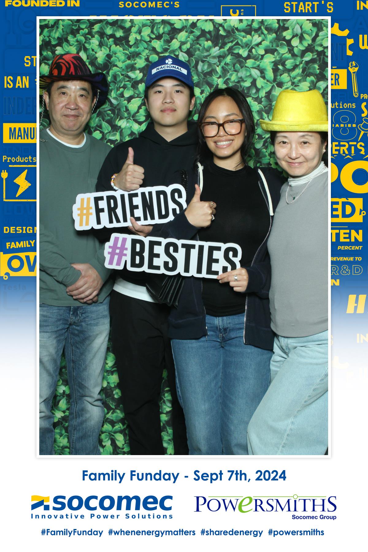 Socomec Family Fun Day  | View more photos from the event at gallery.myselfiemirror.ca/u/romanmyselfiemirrorca/Socomec-Family-Fun-Day