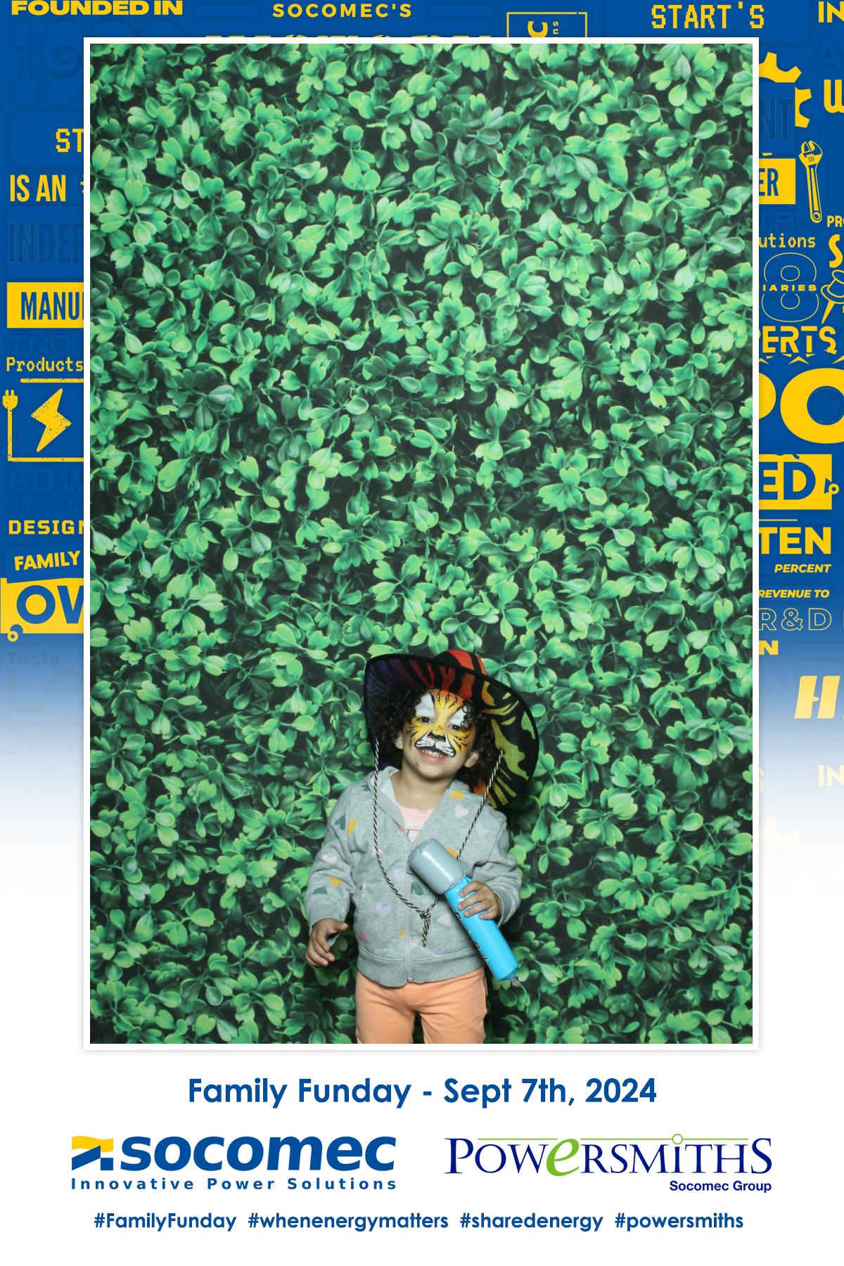 Socomec Family Fun Day  | View more photos from the event at gallery.myselfiemirror.ca/u/romanmyselfiemirrorca/Socomec-Family-Fun-Day