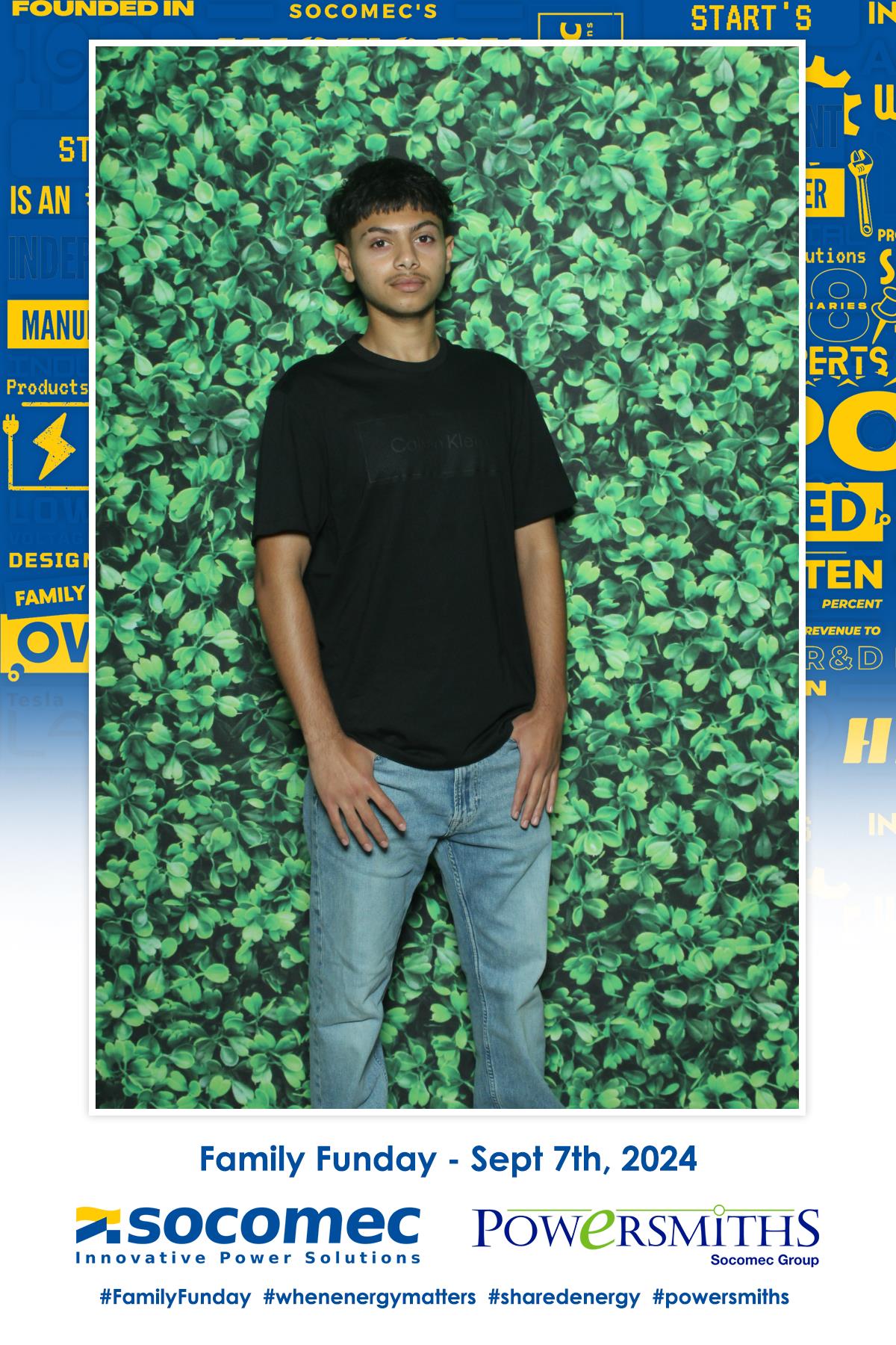 Socomec Family Fun Day  | View more photos from the event at gallery.myselfiemirror.ca/u/romanmyselfiemirrorca/Socomec-Family-Fun-Day