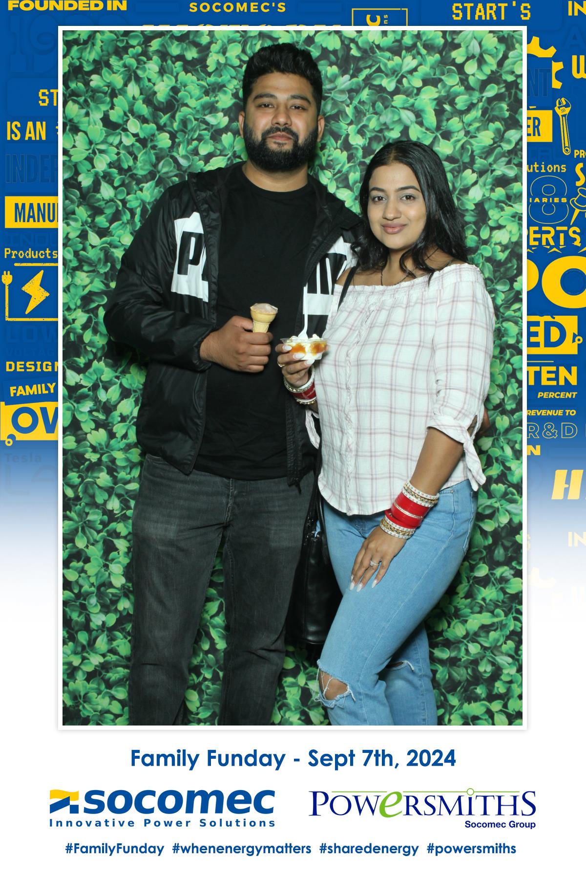 Socomec Family Fun Day  | View more photos from the event at gallery.myselfiemirror.ca/u/romanmyselfiemirrorca/Socomec-Family-Fun-Day