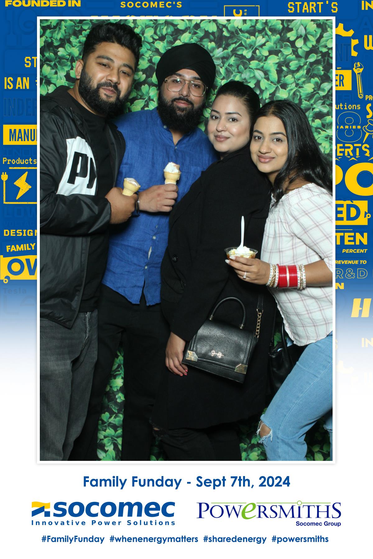 Socomec Family Fun Day  | View more photos from the event at gallery.myselfiemirror.ca/u/romanmyselfiemirrorca/Socomec-Family-Fun-Day