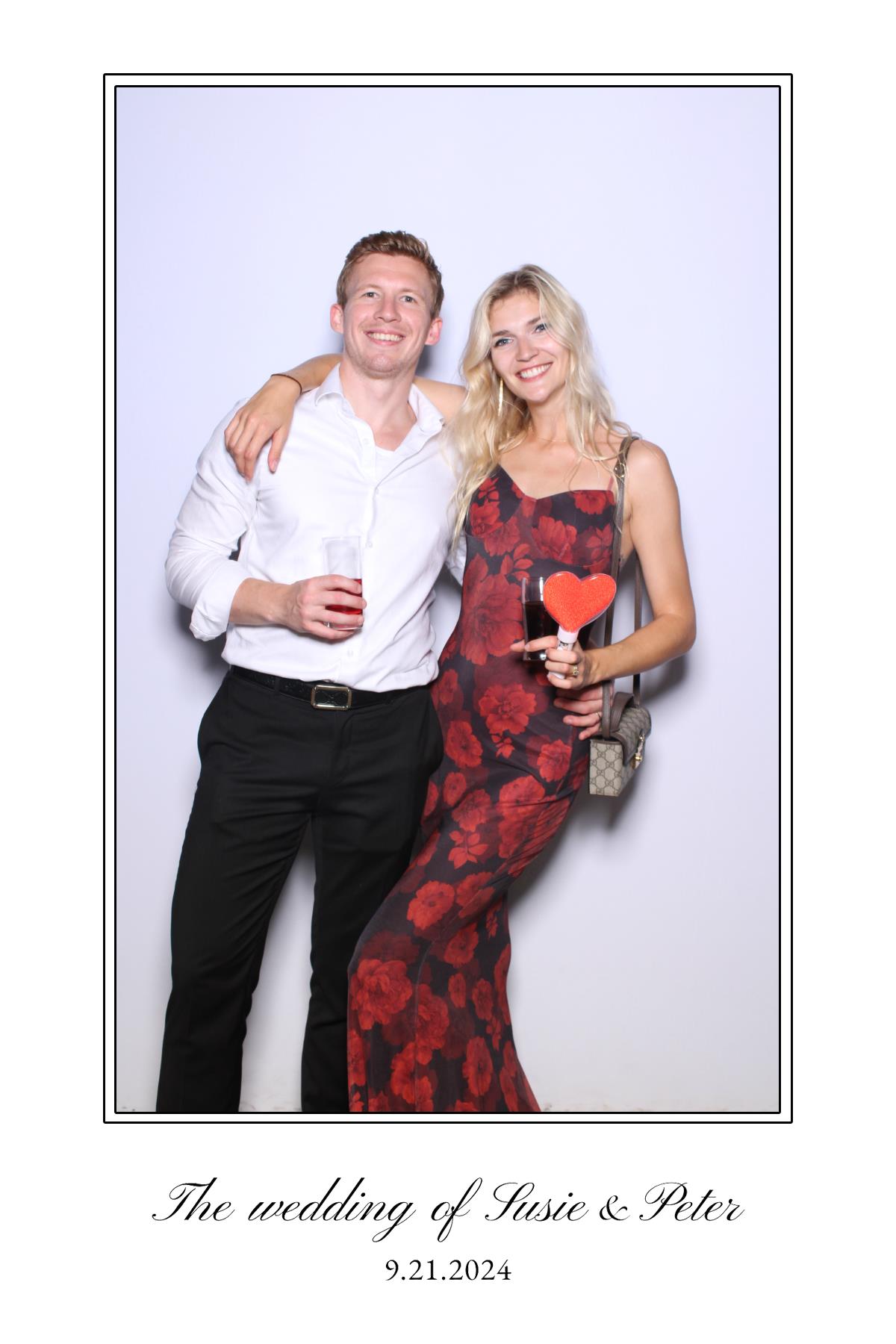 Susie & Peter | View more photos from the event at gallery.myselfiemirror.ca/u/romanmyselfiemirrorca/Susie-Peter