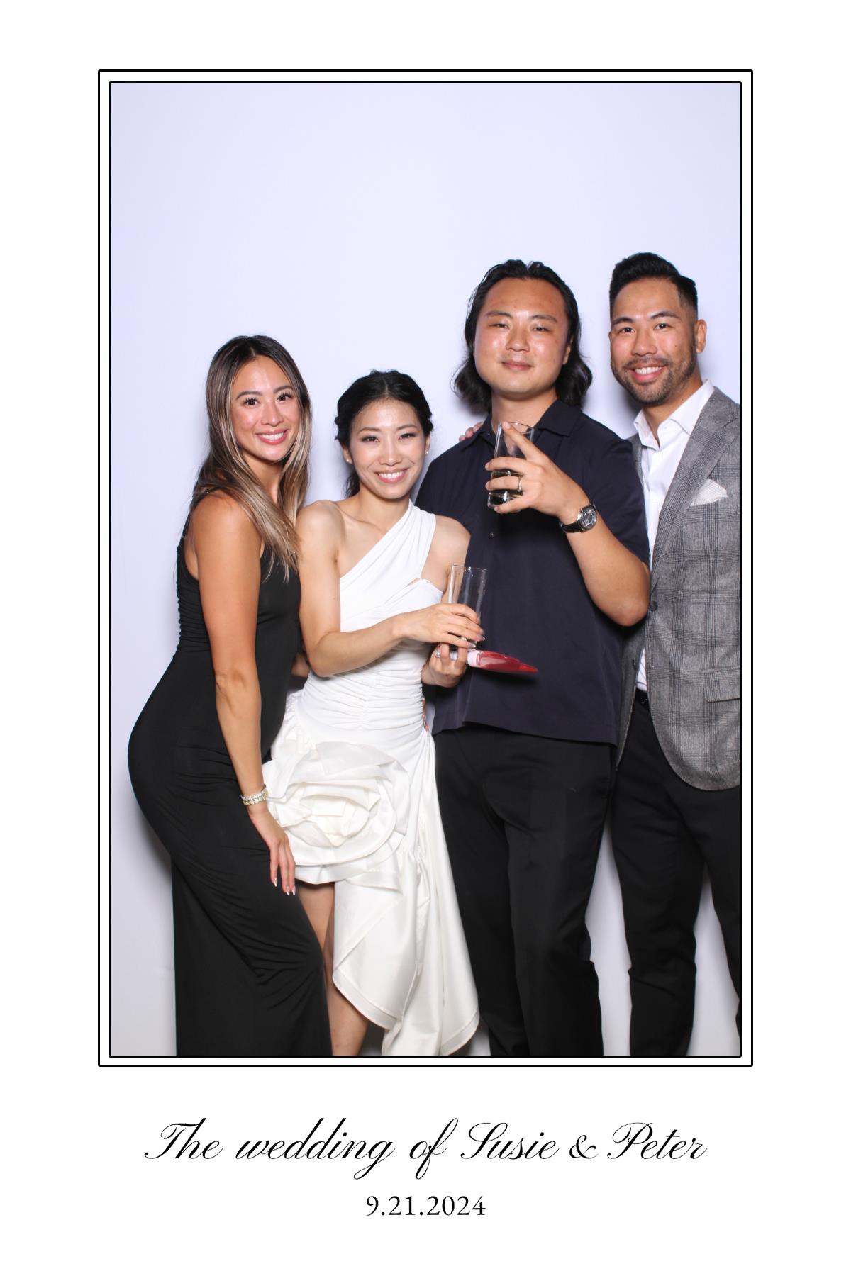 Susie & Peter | View more photos from the event at gallery.myselfiemirror.ca/u/romanmyselfiemirrorca/Susie-Peter