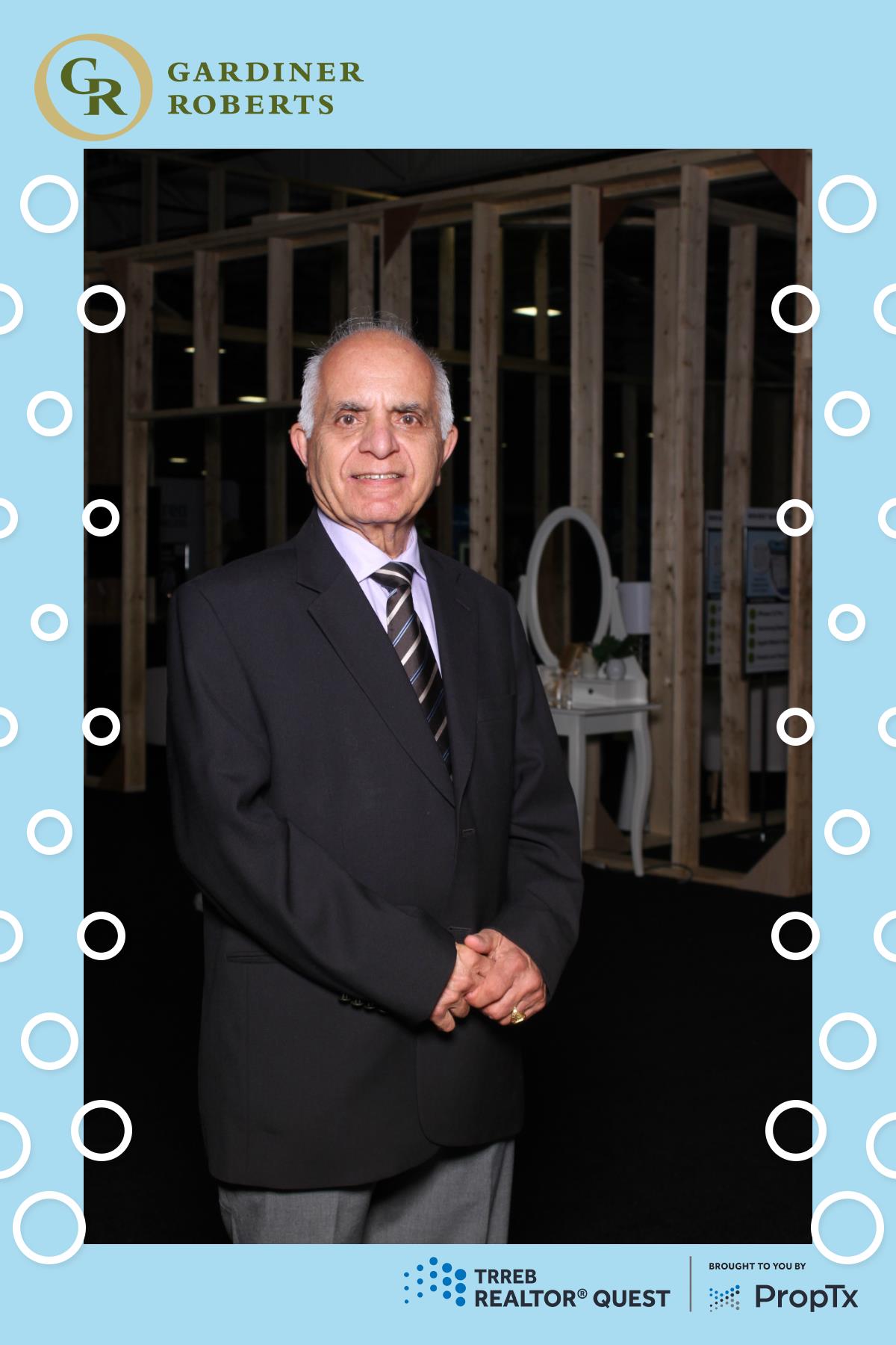 TRREB Realtor Quest 2024 | View more photos from the event at gallery.myselfiemirror.ca/u/romanmyselfiemirrorca/TRREB-Realtor-Quest-2024