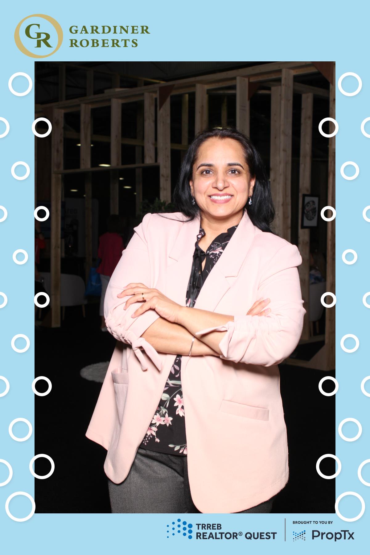 TRREB Realtor Quest 2024 | View more photos from the event at gallery.myselfiemirror.ca/u/romanmyselfiemirrorca/TRREB-Realtor-Quest-2024