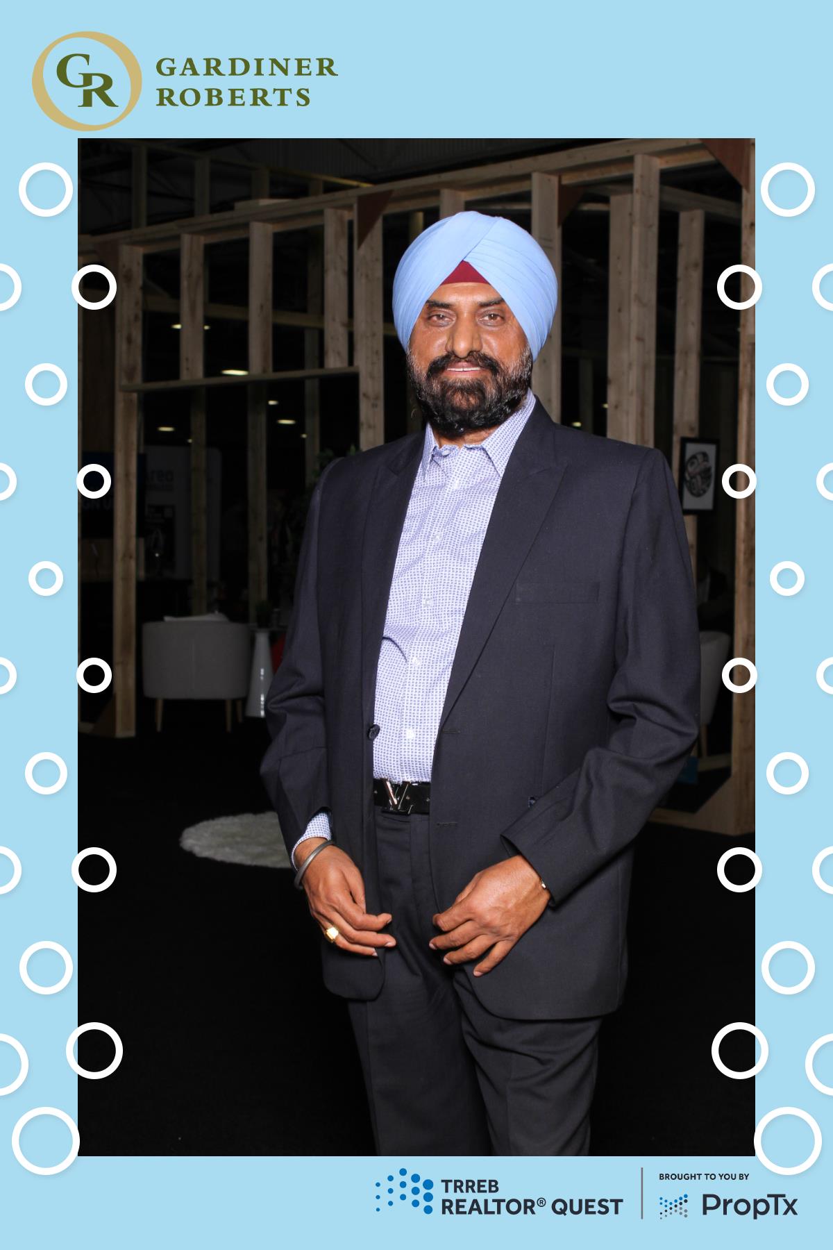 TRREB Realtor Quest 2024 | View more photos from the event at gallery.myselfiemirror.ca/u/romanmyselfiemirrorca/TRREB-Realtor-Quest-2024