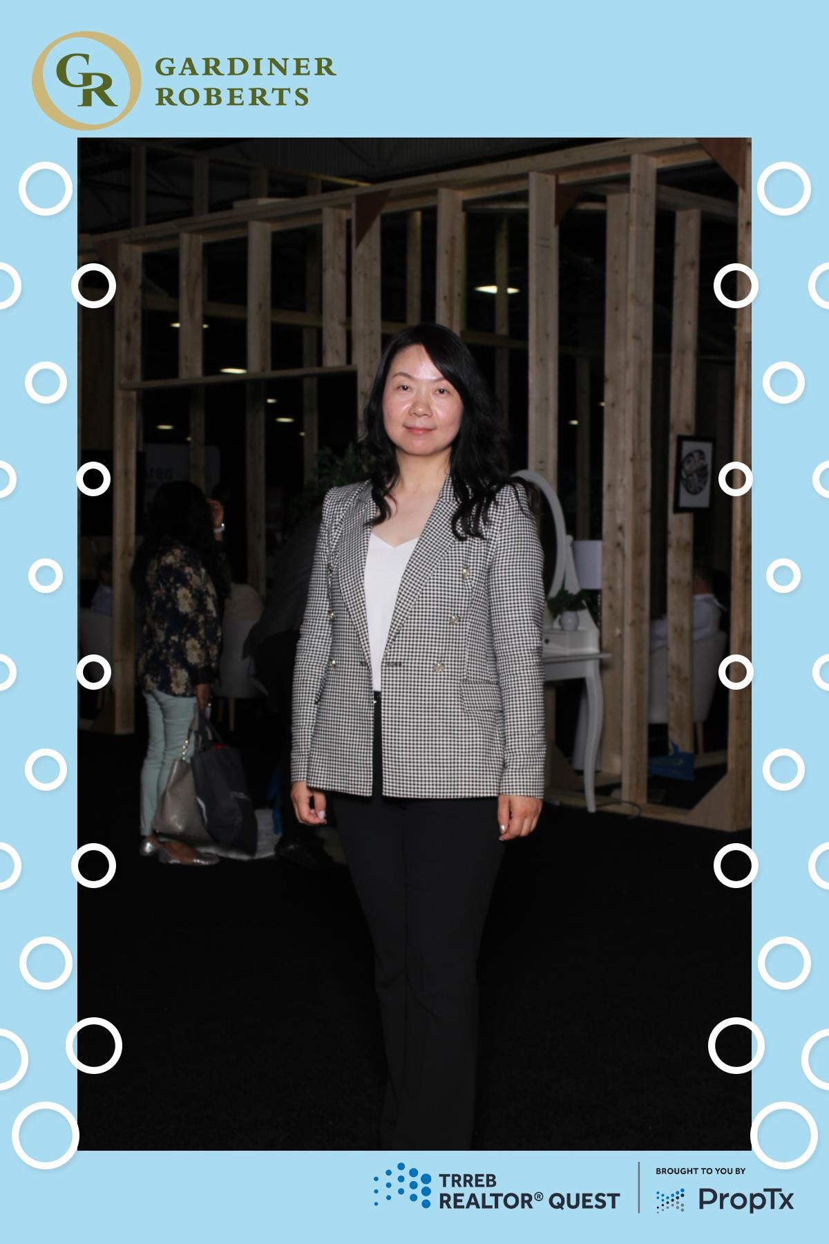 TRREB Realtor Quest 2024 | View more photos from the event at gallery.myselfiemirror.ca/u/romanmyselfiemirrorca/TRREB-Realtor-Quest-2024