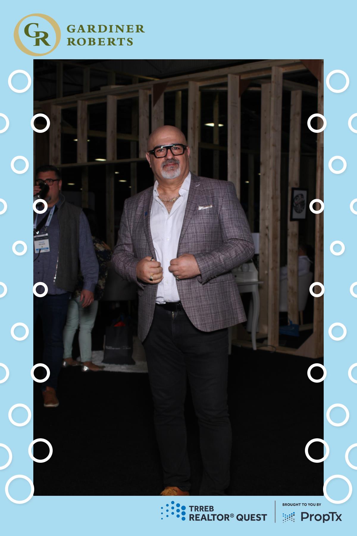 TRREB Realtor Quest 2024 | View more photos from the event at gallery.myselfiemirror.ca/u/romanmyselfiemirrorca/TRREB-Realtor-Quest-2024