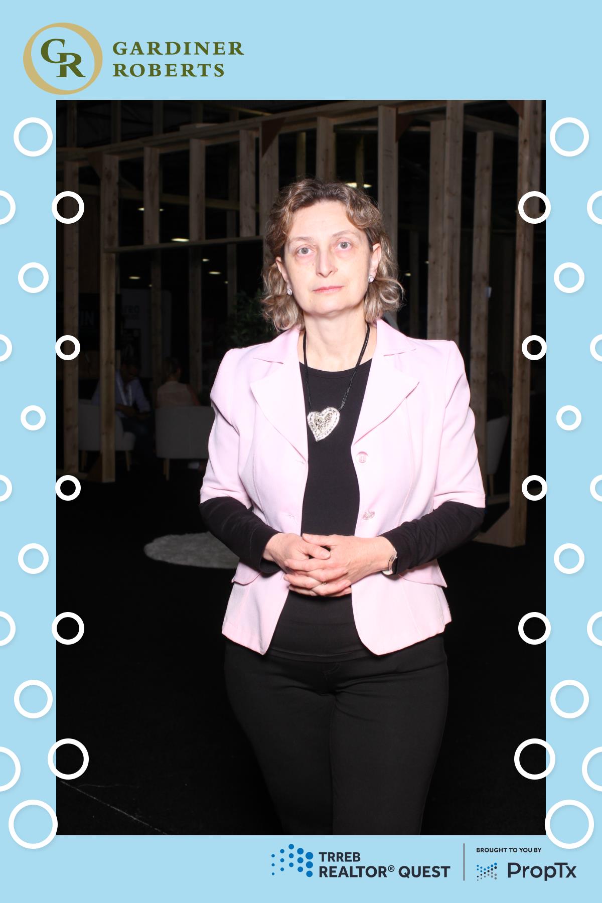 TRREB Realtor Quest 2024 | View more photos from the event at gallery.myselfiemirror.ca/u/romanmyselfiemirrorca/TRREB-Realtor-Quest-2024