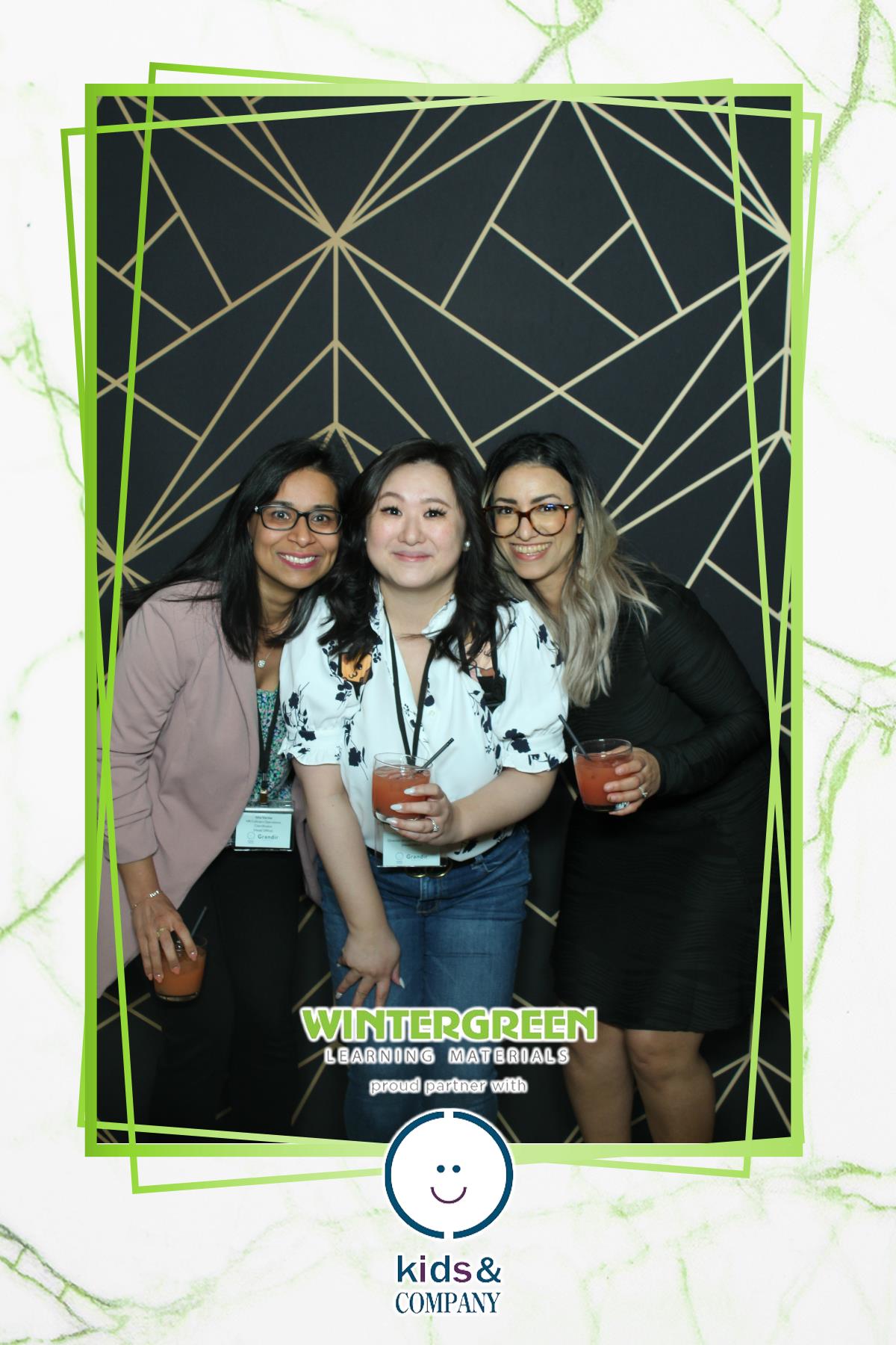 Wintergreen Cocktail Hour | View more photos from the event at gallery.myselfiemirror.ca/u/romanmyselfiemirrorca/Wintergreen-Cocktail-Hour