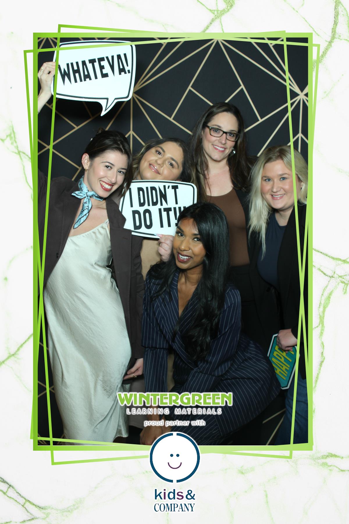 Wintergreen Cocktail Hour | View more photos from the event at gallery.myselfiemirror.ca/u/romanmyselfiemirrorca/Wintergreen-Cocktail-Hour