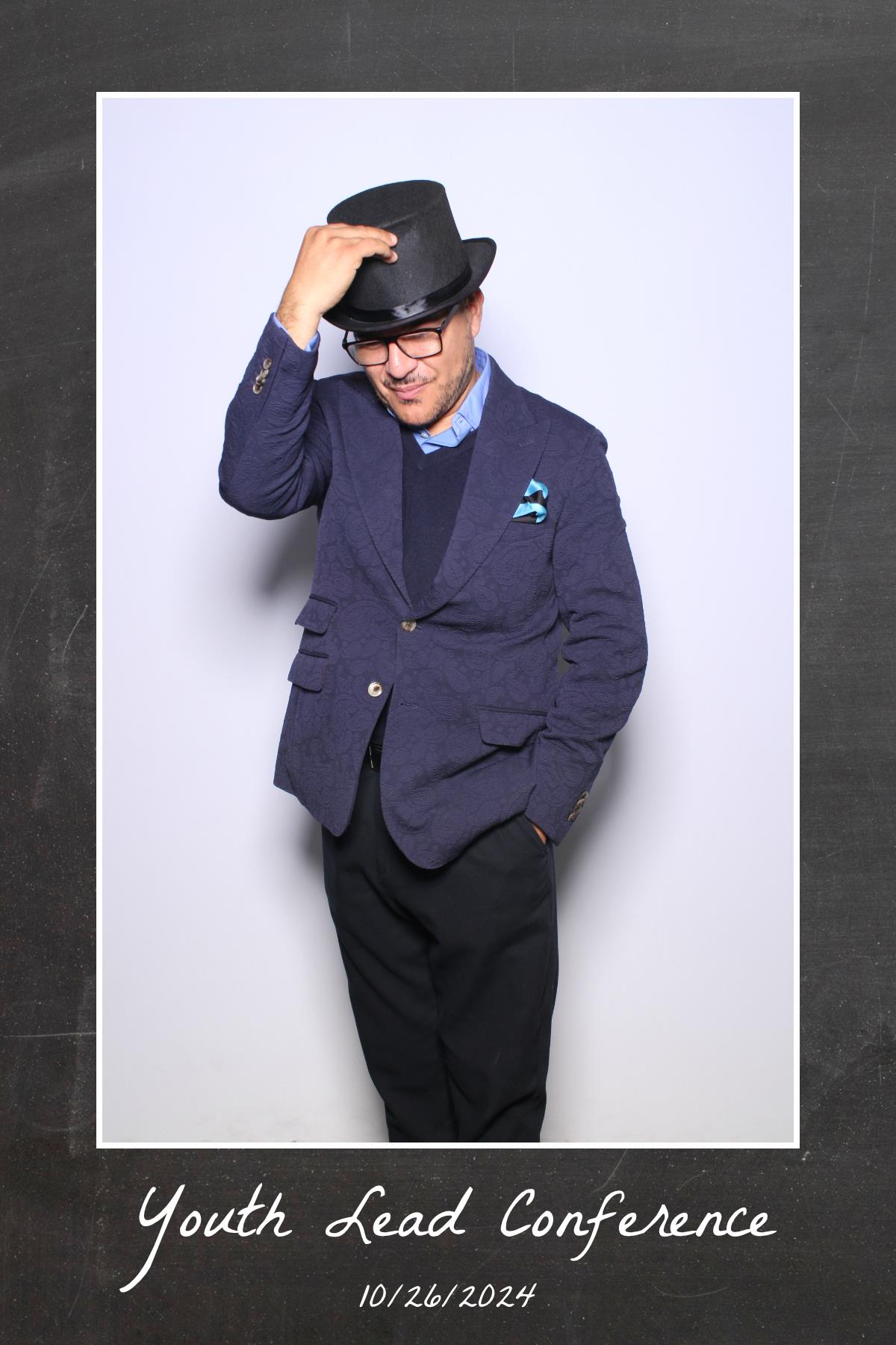 Youth Lead Conference | View more photos from the event at gallery.myselfiemirror.ca/u/romanmyselfiemirrorca/Youth-Lead-Conference