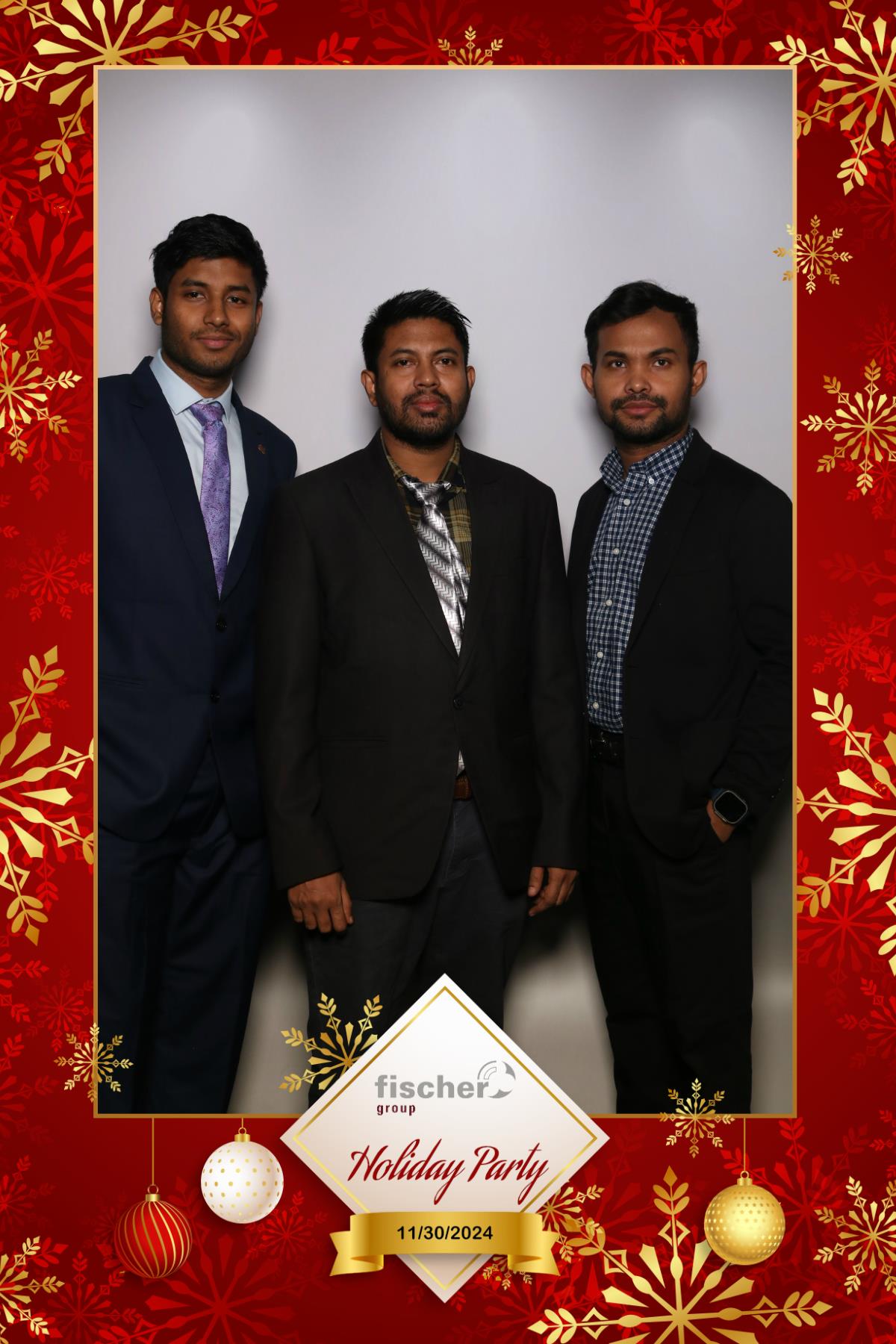 fischer Canada Holiday Party  | View more photos from the event at gallery.myselfiemirror.ca/u/romanmyselfiemirrorca/fischer-Canada-Holiday-Party
