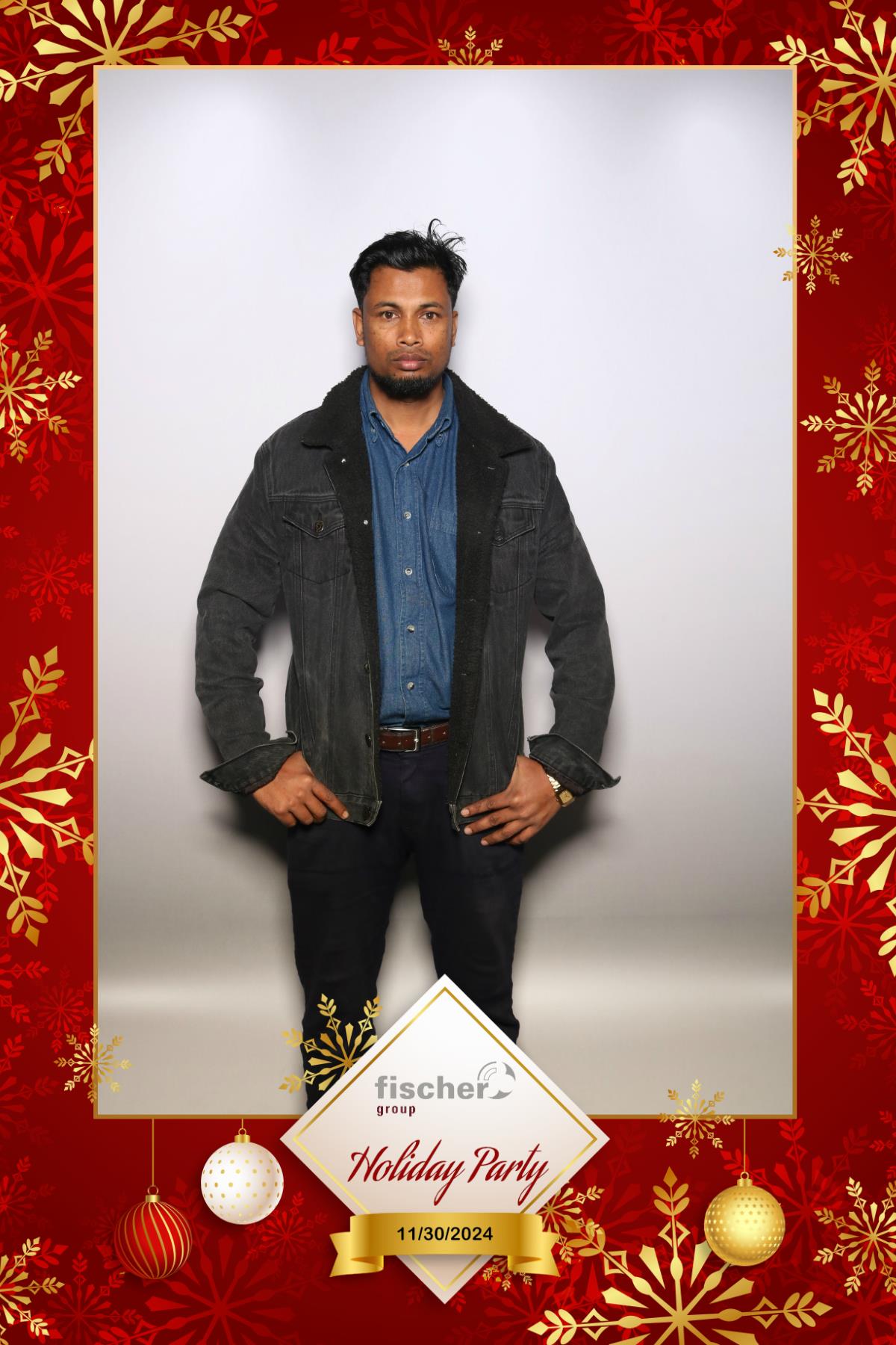 fischer Canada Holiday Party  | View more photos from the event at gallery.myselfiemirror.ca/u/romanmyselfiemirrorca/fischer-Canada-Holiday-Party