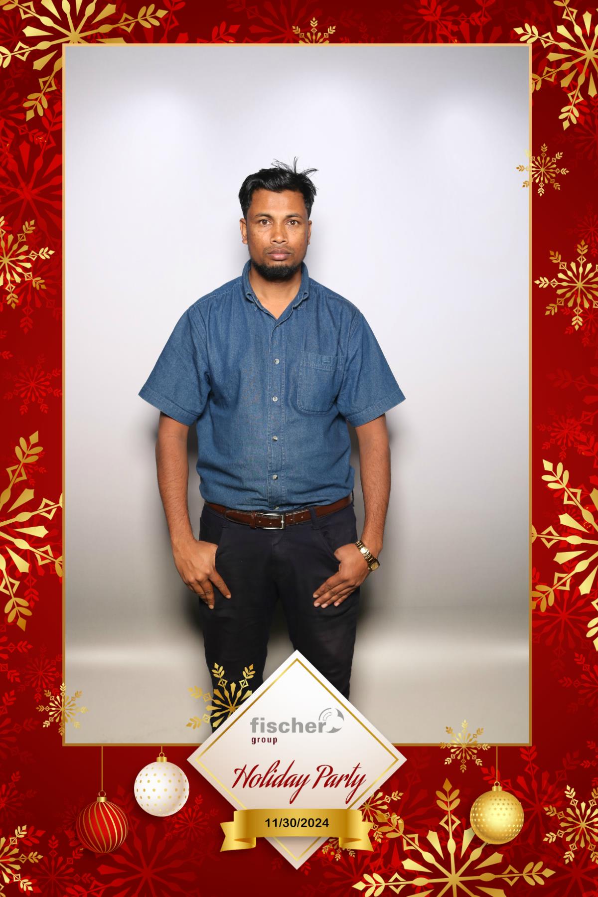 fischer Canada Holiday Party  | View more photos from the event at gallery.myselfiemirror.ca/u/romanmyselfiemirrorca/fischer-Canada-Holiday-Party