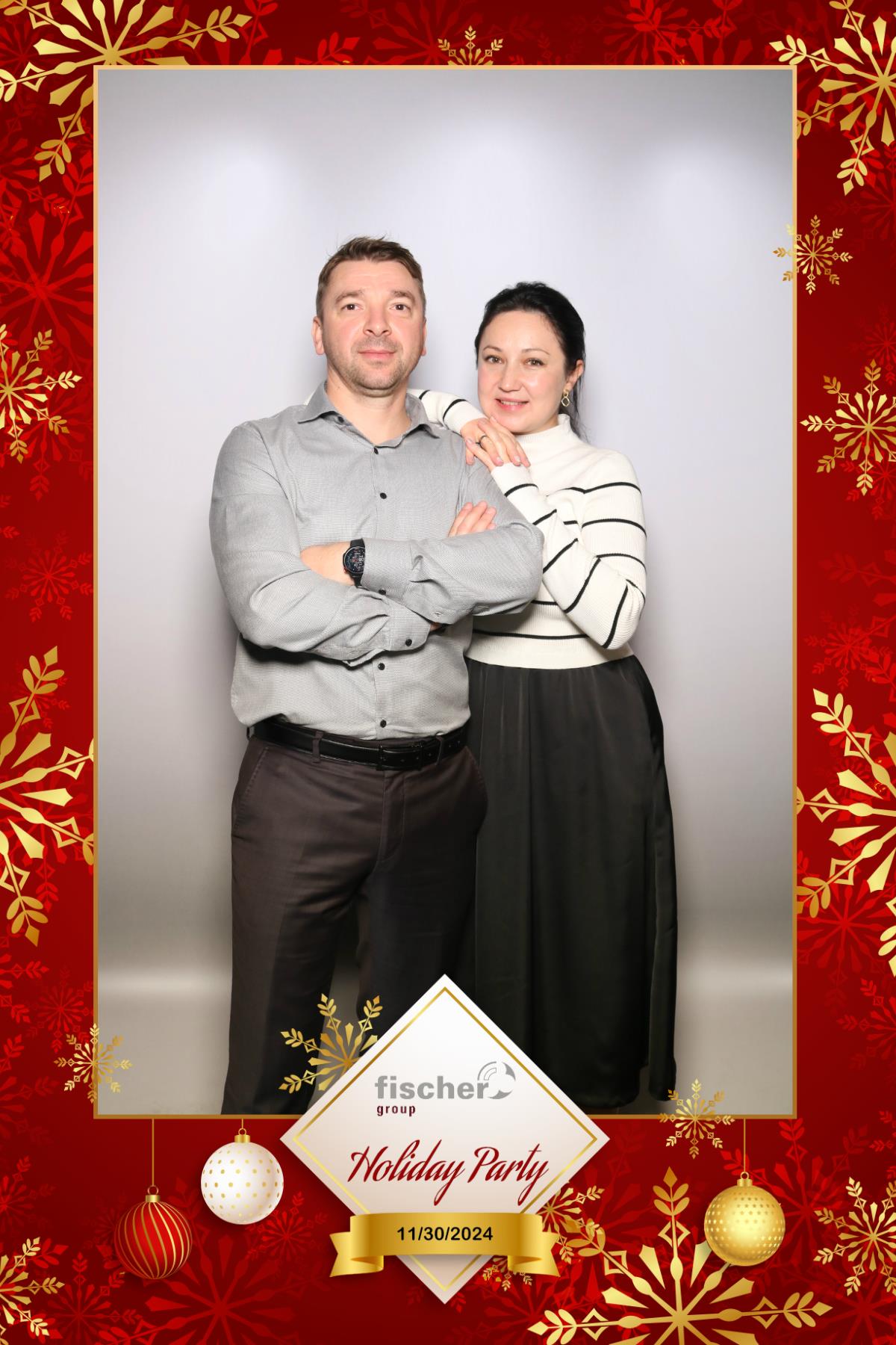 fischer Canada Holiday Party  | View more photos from the event at gallery.myselfiemirror.ca/u/romanmyselfiemirrorca/fischer-Canada-Holiday-Party