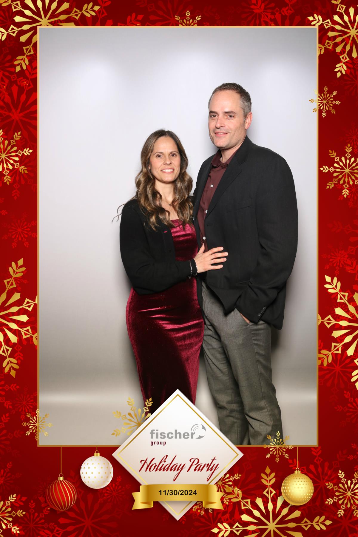 fischer Canada Holiday Party  | View more photos from the event at gallery.myselfiemirror.ca/u/romanmyselfiemirrorca/fischer-Canada-Holiday-Party