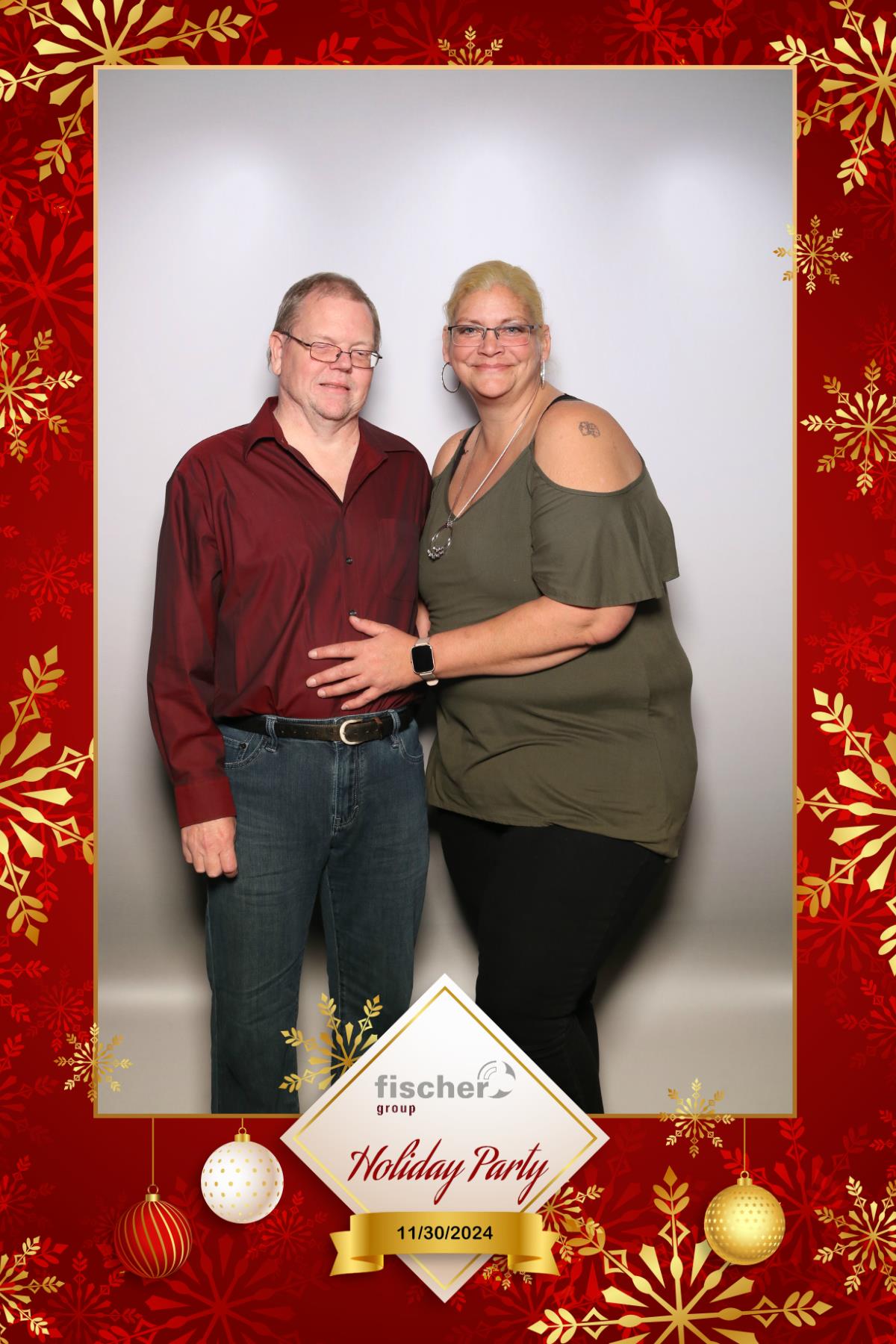 fischer Canada Holiday Party  | View more photos from the event at gallery.myselfiemirror.ca/u/romanmyselfiemirrorca/fischer-Canada-Holiday-Party