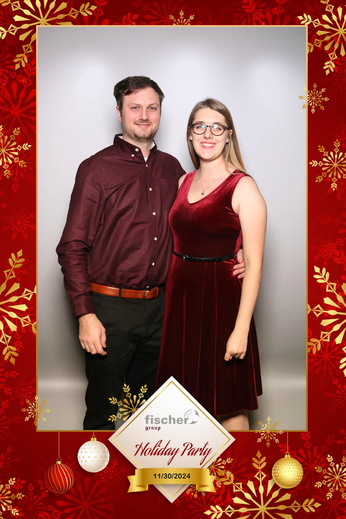fischer Canada Holiday Party  | View more photos from the event at gallery.myselfiemirror.ca/u/romanmyselfiemirrorca/fischer-Canada-Holiday-Party