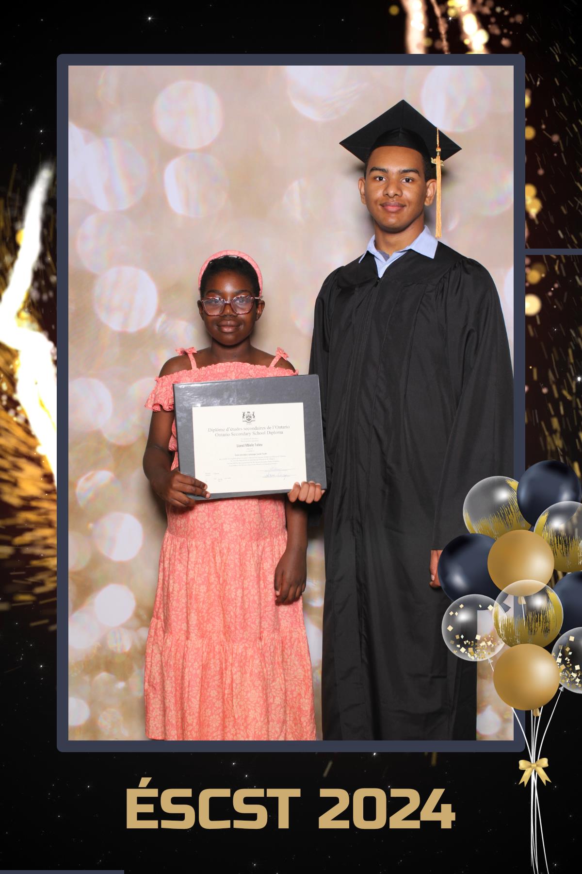 École Sainte-Trinité Graduation 2024 | View more photos from the event at gallery.myselfiemirror.ca/u/romanmyselfiemirrorca/École-Sainte-Trinité-Graduation-2024