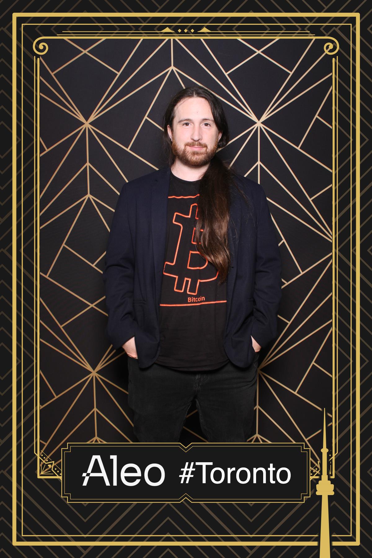 Aleo #Toronto | View more photos from the event at gallery.myselfiemirror.ca/u/romanmyselfiemirrorca/Aleo-Toronto