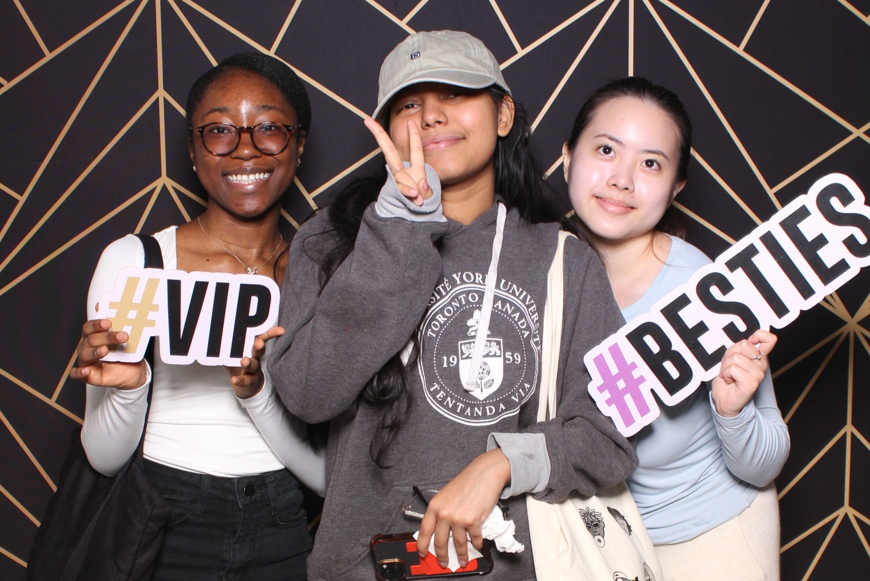 Aleo #Toronto | View more photos from the event at gallery.myselfiemirror.ca/u/romanmyselfiemirrorca/Aleo-Toronto