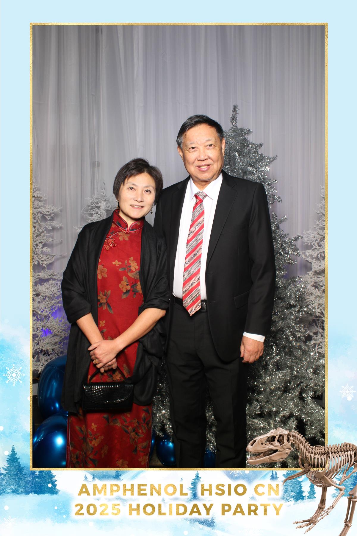 Amphenol-HSIO Holiday Party | View more photos from the event at gallery.myselfiemirror.ca/u/romanmyselfiemirrorca/Amphenol-HSIO-Holiday-Party