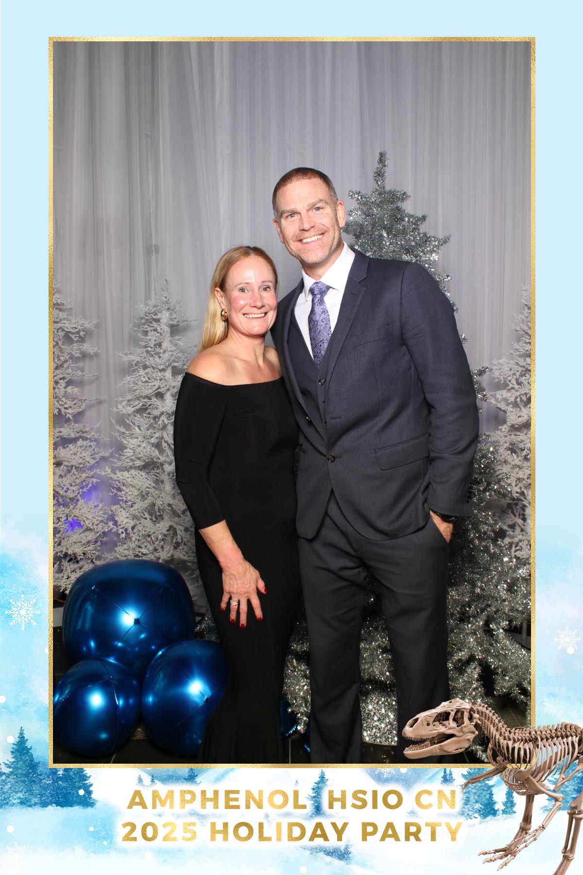 Amphenol-HSIO Holiday Party | View more photos from the event at gallery.myselfiemirror.ca/u/romanmyselfiemirrorca/Amphenol-HSIO-Holiday-Party